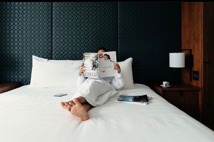 This could be you! Includes spa and restaurant credit AND a signed copy of @katadams68 book about #leadership in the tennis world!

Item 700

BID LINK IN BIO (by 6pm CST, Sat 3/13)

📷 @thehotelatmidtown 
.
.
.
.
#soy4lls&nbsp;#llssilentauction&nbsp;