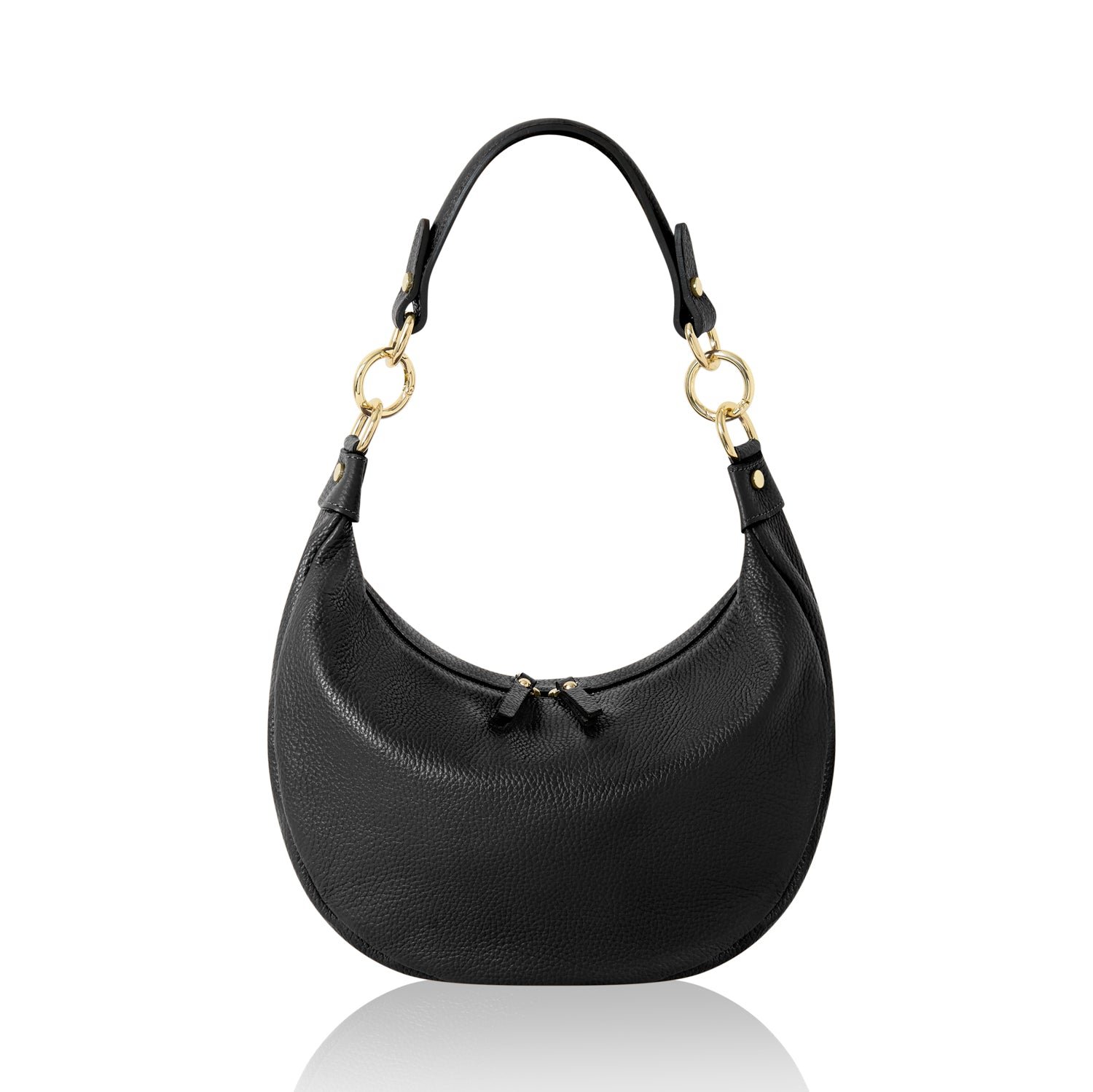 PM678.  Black leather bag