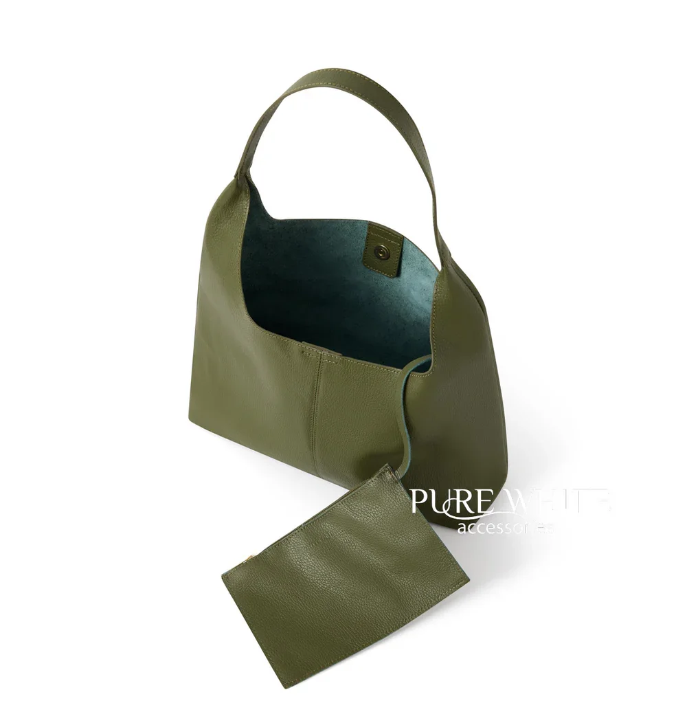 PL682- with purse 2.webp