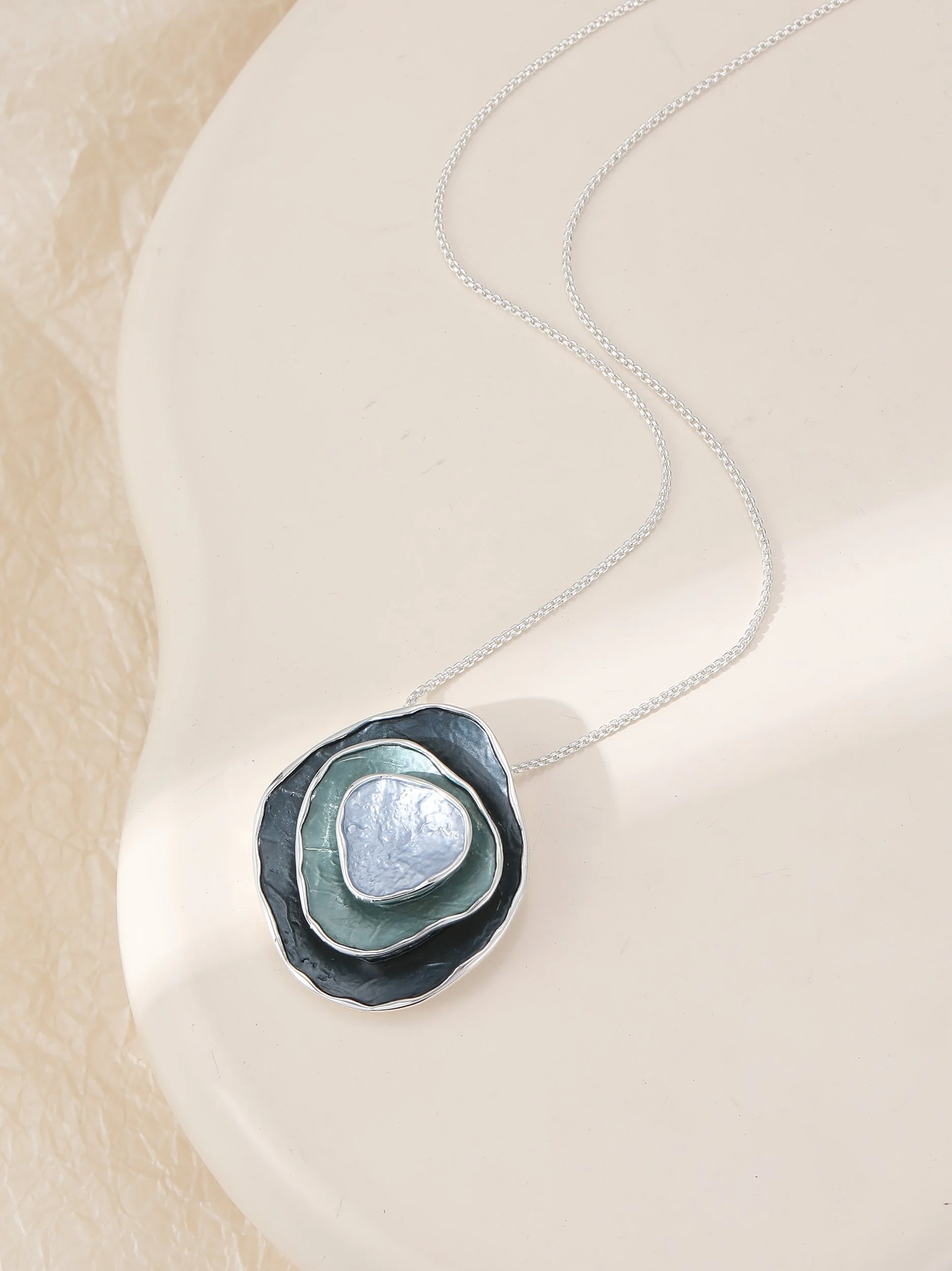 N603528S.  Blue necklace