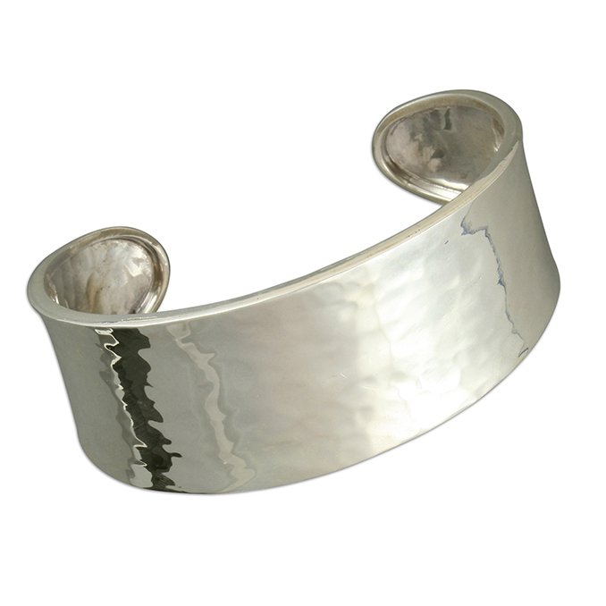 R5400.  Sterling silver bangle