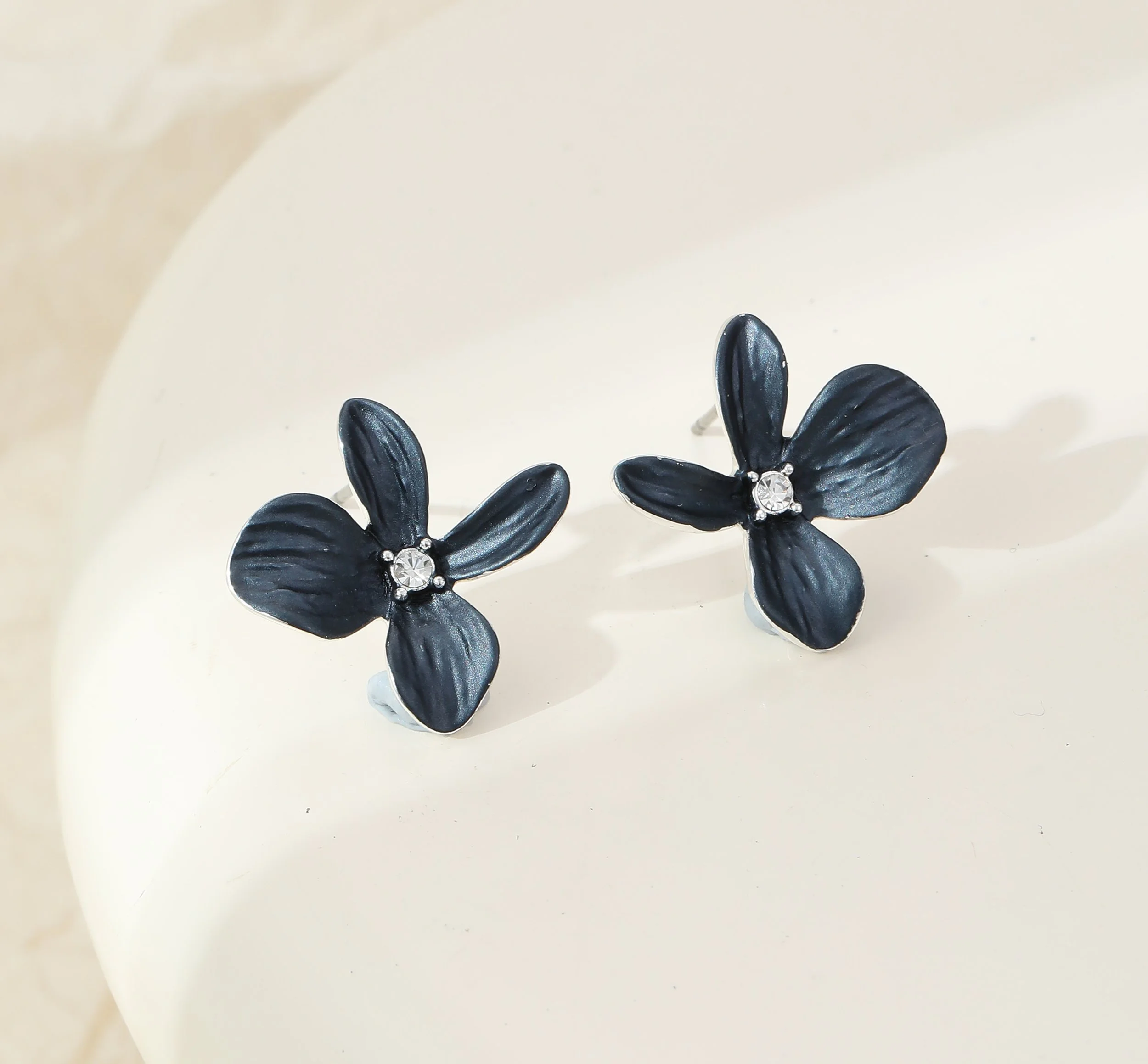 e102384s_3.25_119_matching_necklace_n603321s.jpg