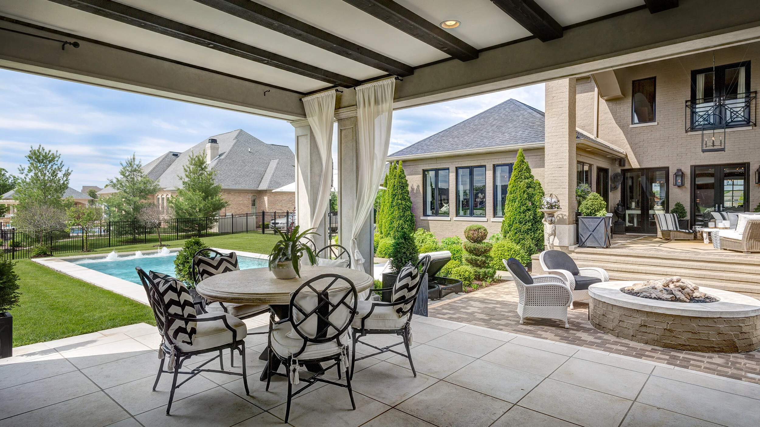 Private Residence, Joy Tribout Design