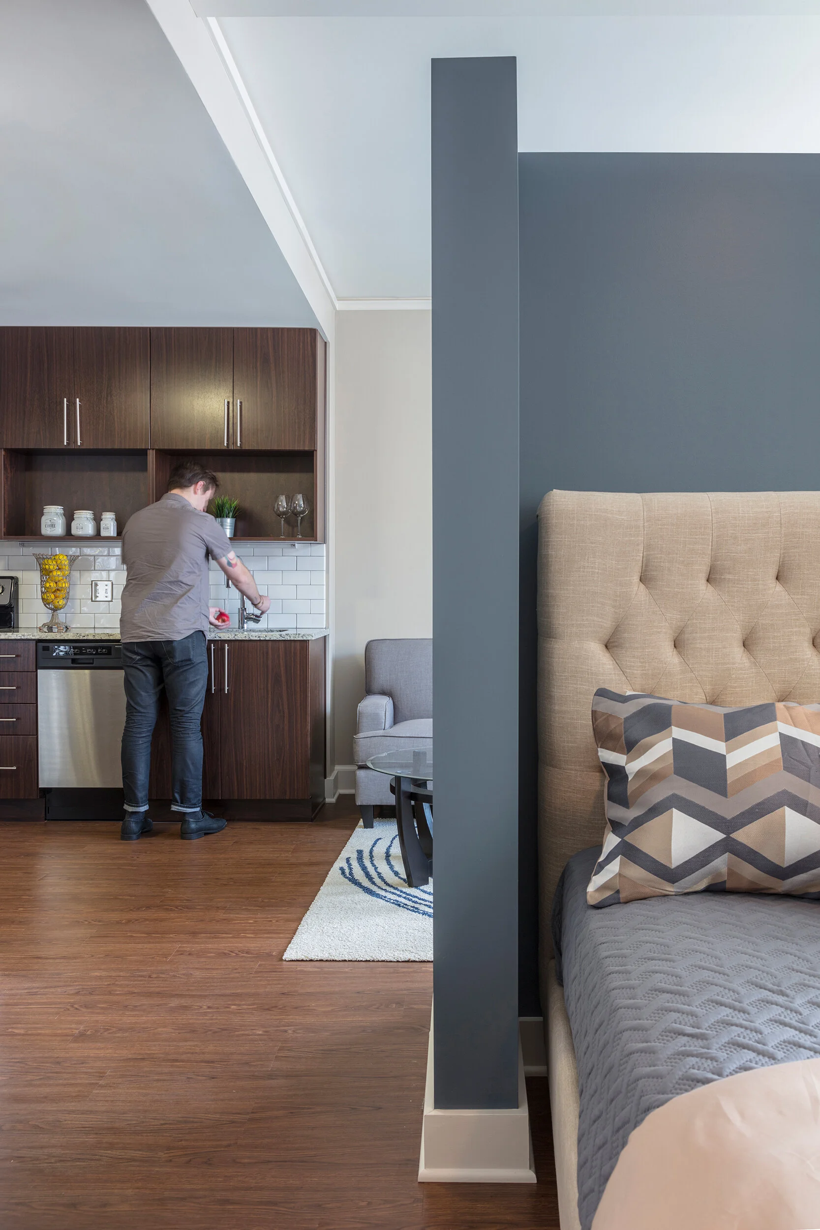 Pickwick Plaza Apartments, Kansas City, MO  Helix Architecture + Design