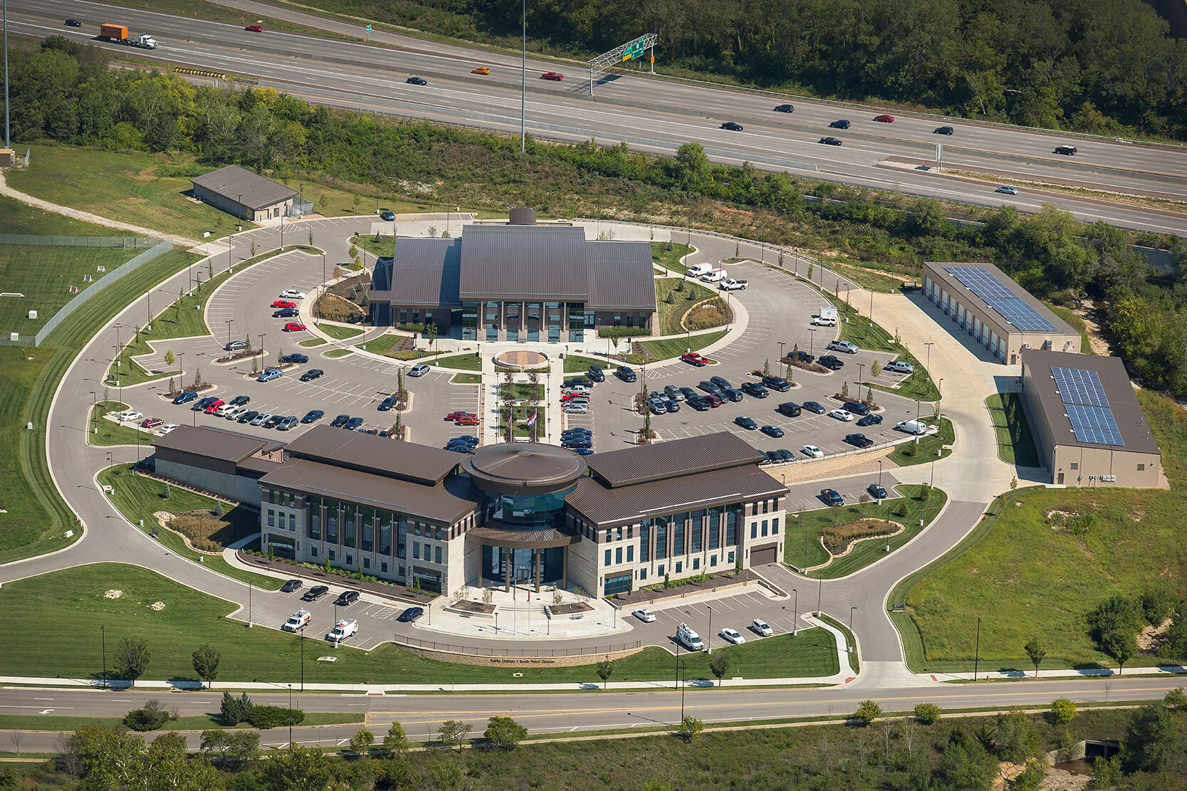 South Patrol Division StationKansas City, MO Police Dept.Hoefer Wysocki Architects