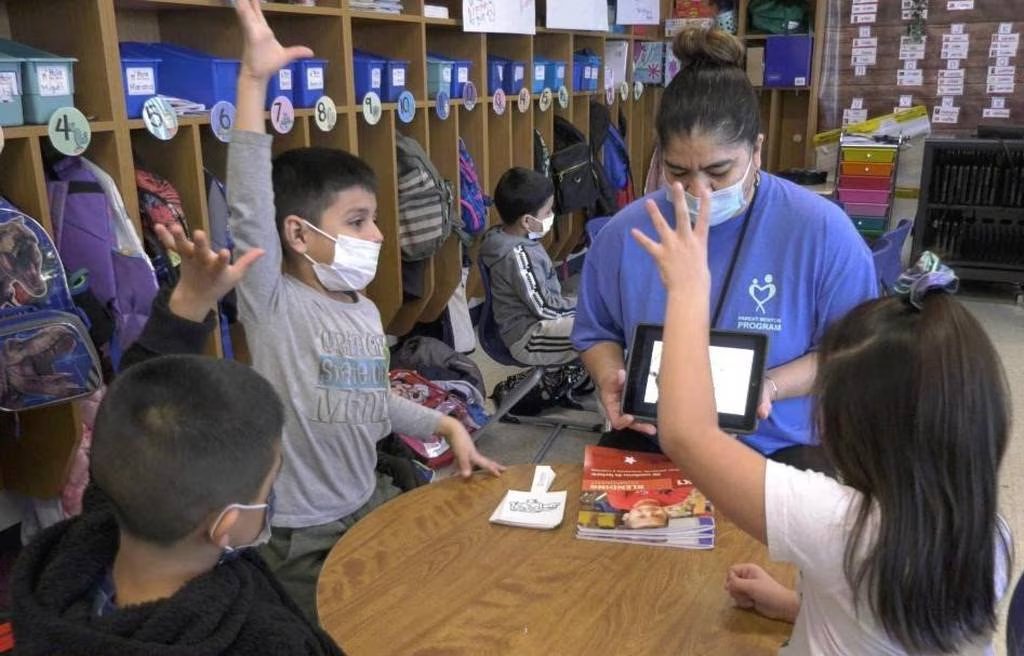 CPS plans Aug. 22 return; proposed 2022-2023 academic calendar has earliest  start in recent memory - Chicago Sun-Times