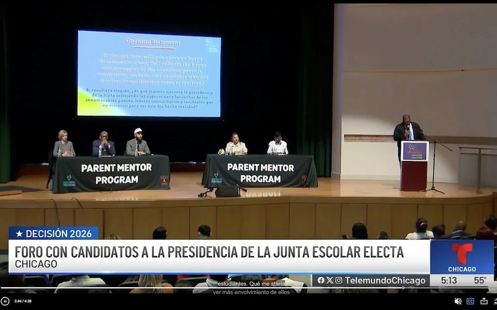 Kevin Davenport asks the first question of presidential candidates