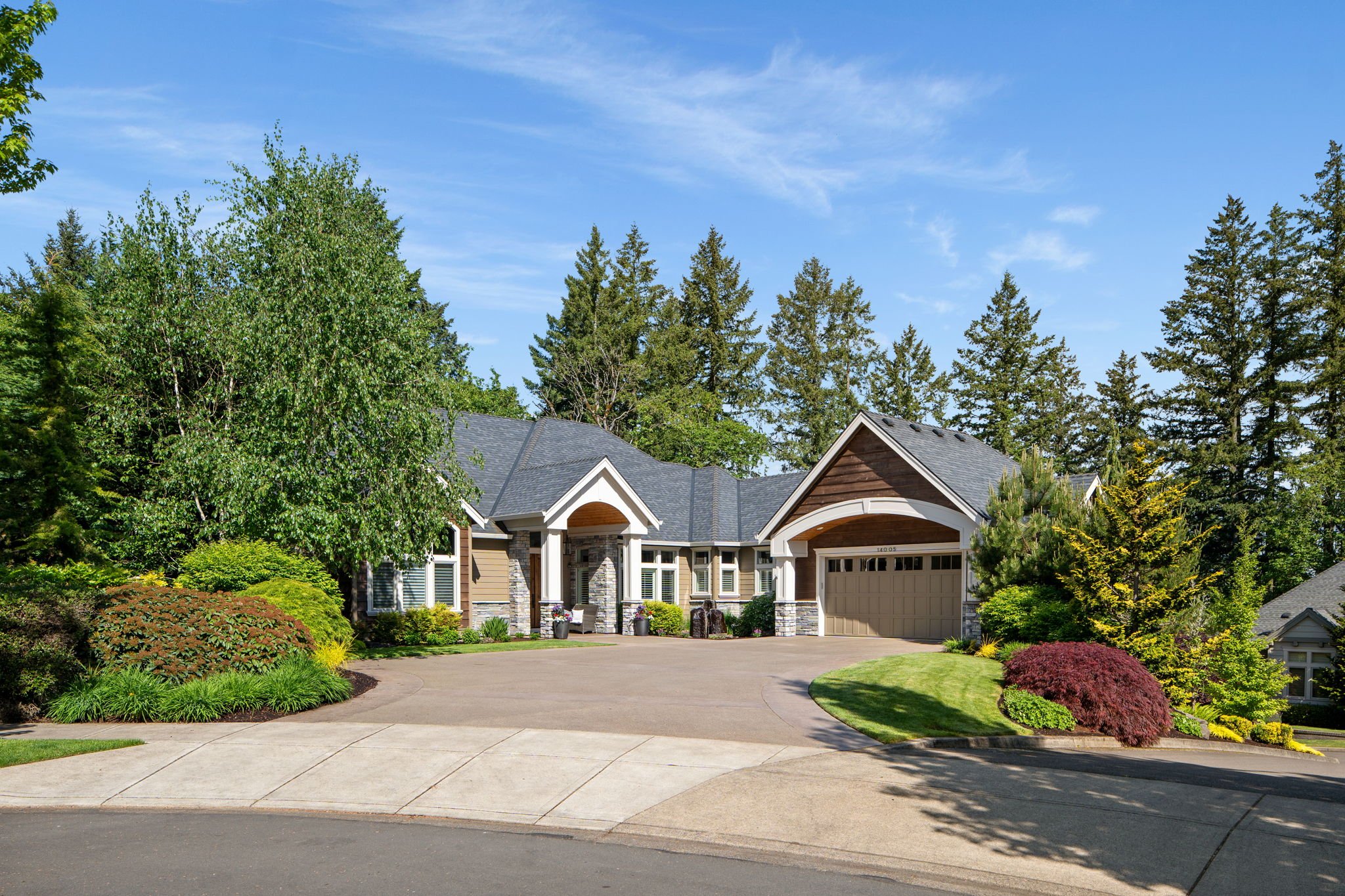 2-web-or-mls-14005-155th-terrace.jpg