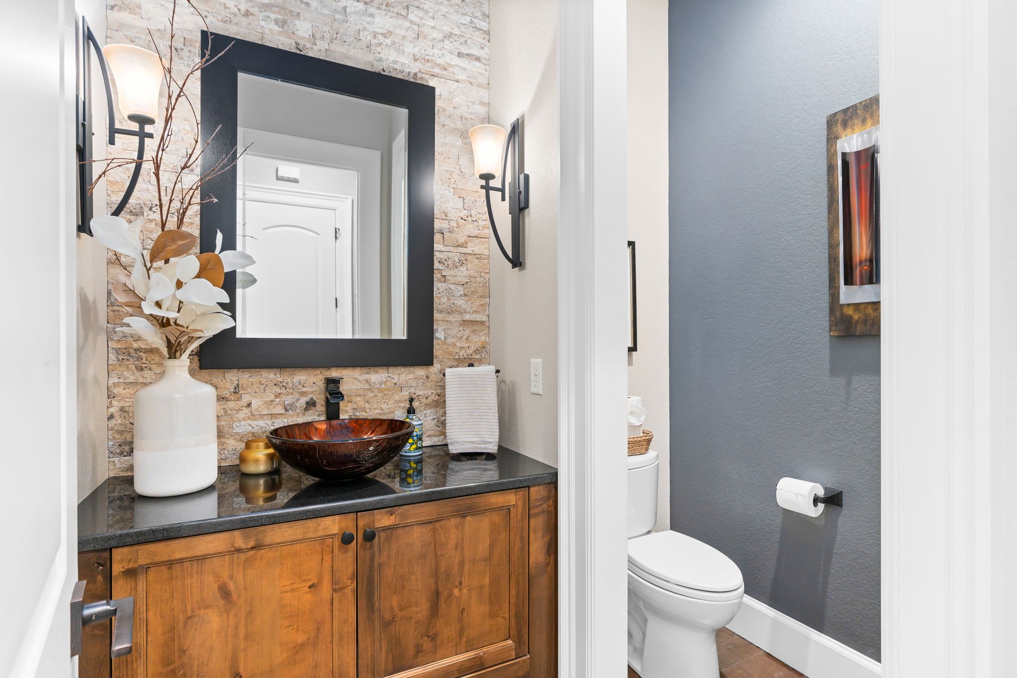 41-web-or-mls-14005-155th-terrace.jpg