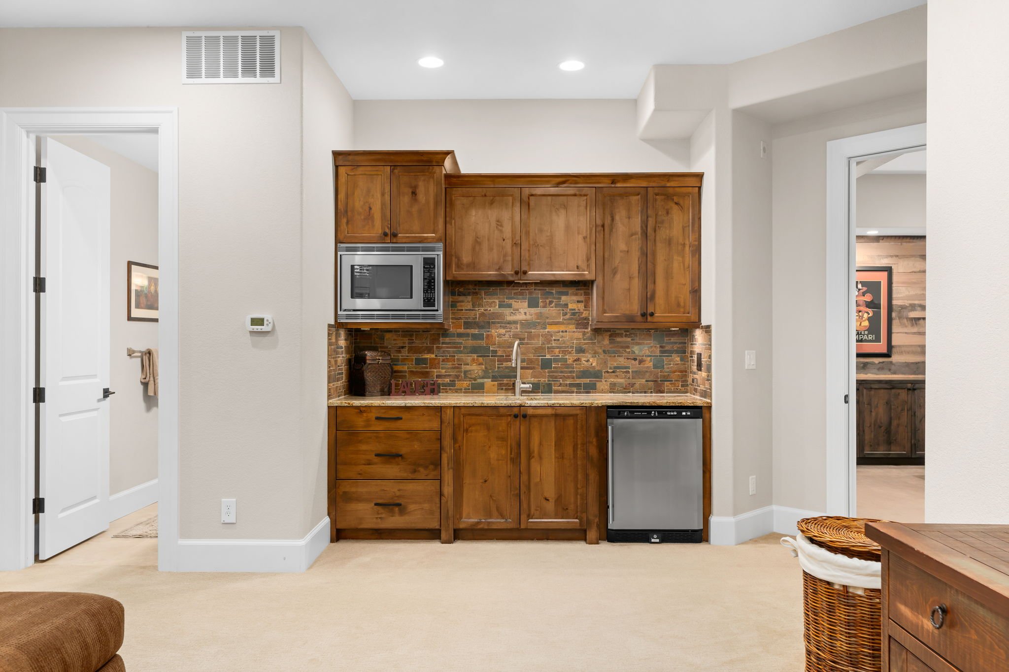 47-web-or-mls-14005-155th-terrace.jpg