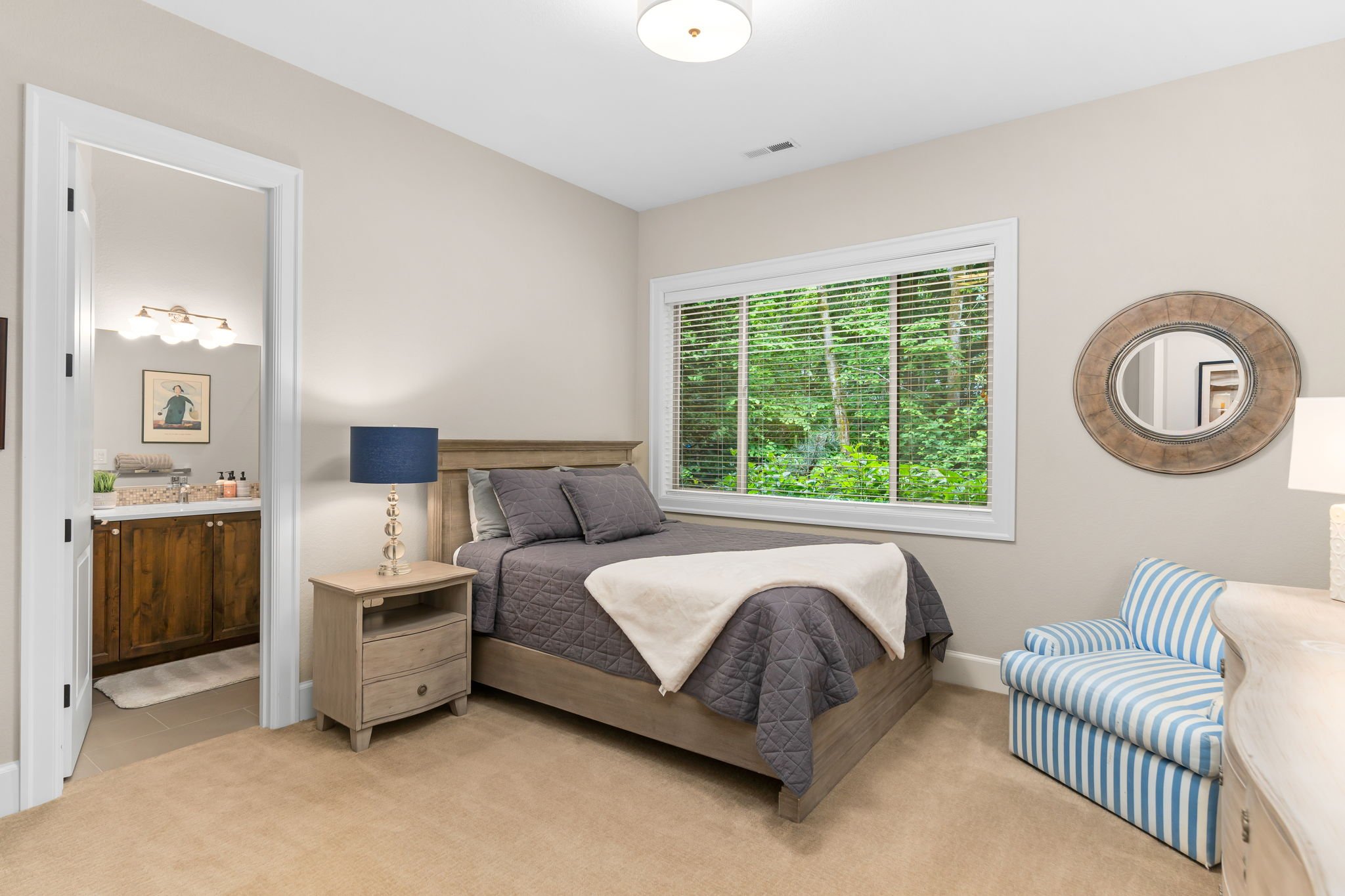 50-web-or-mls-14005-155th-terrace.jpg