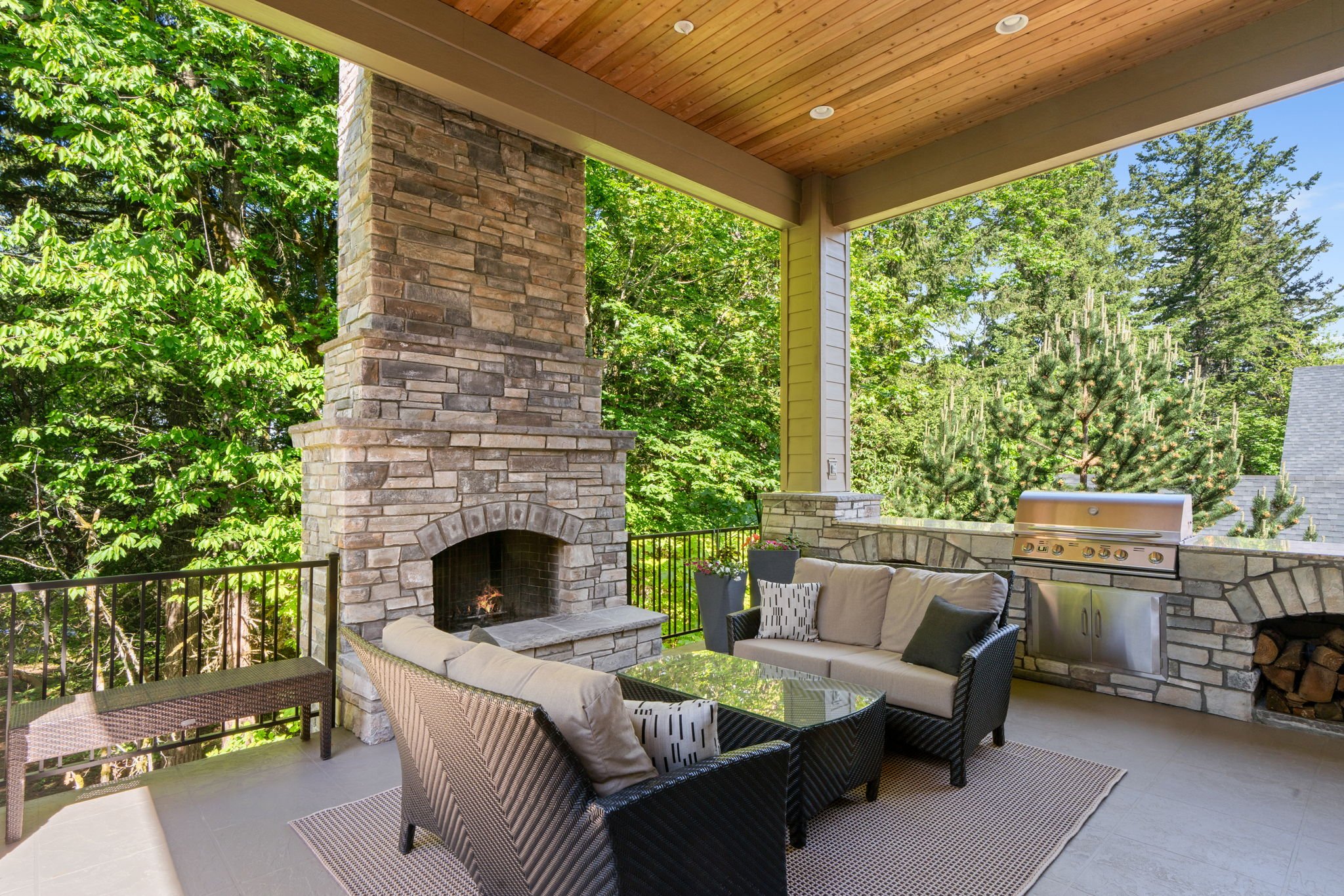 62-web-or-mls-14005-155th-terrace.jpg