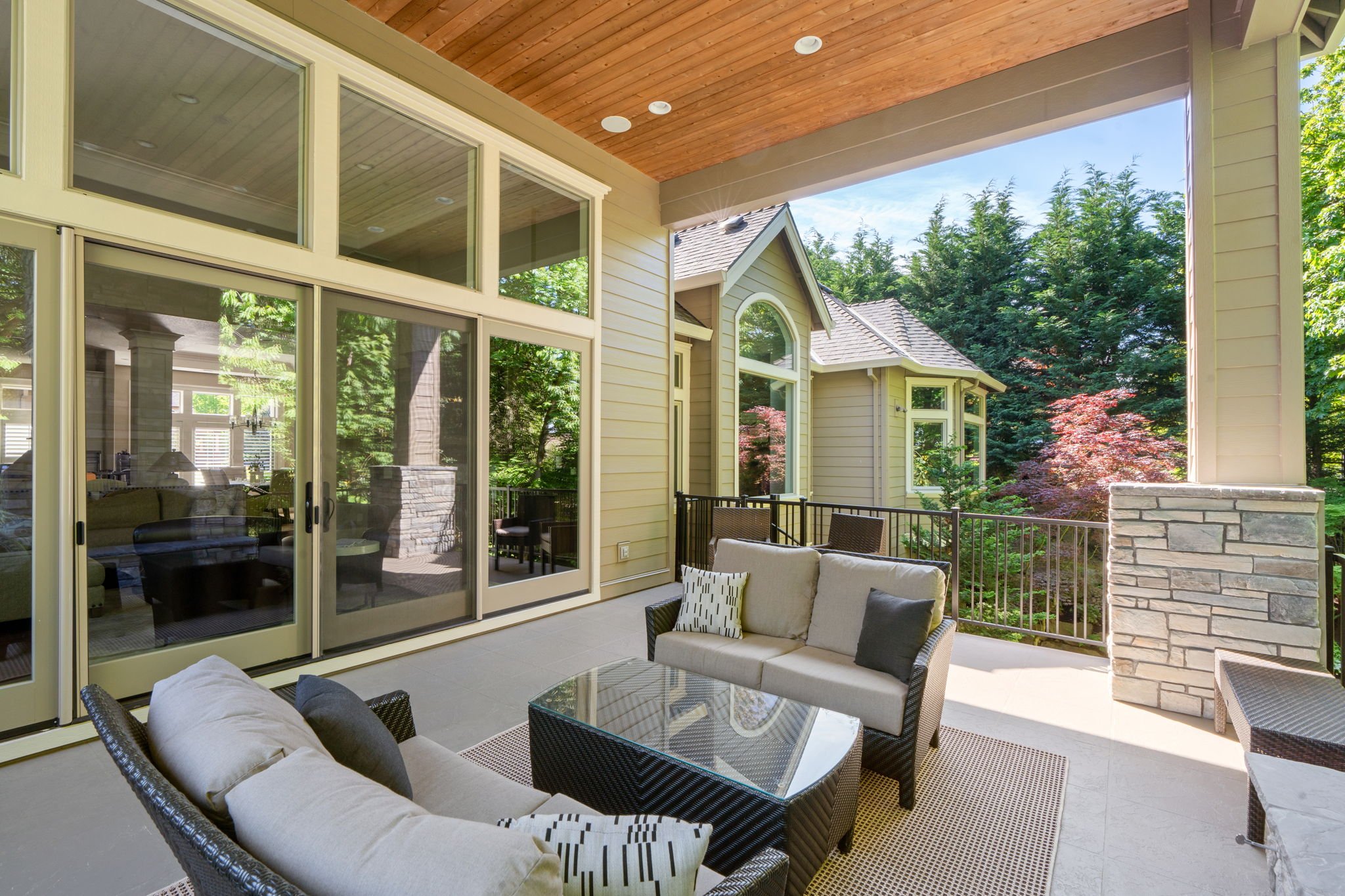 63-web-or-mls-14005-155th-terrace.jpg
