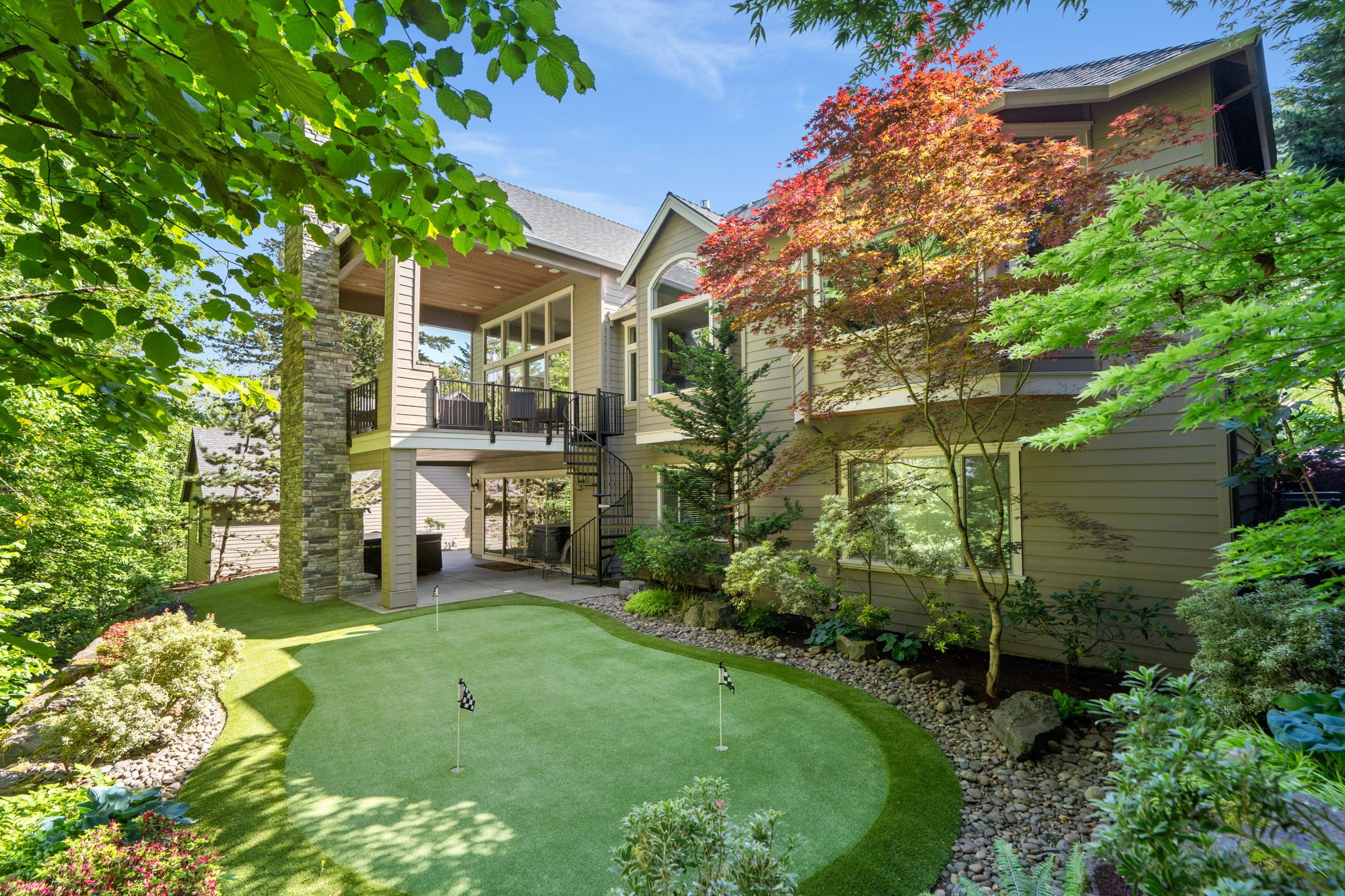 66-web-or-mls-14005-155th-terrace.jpg