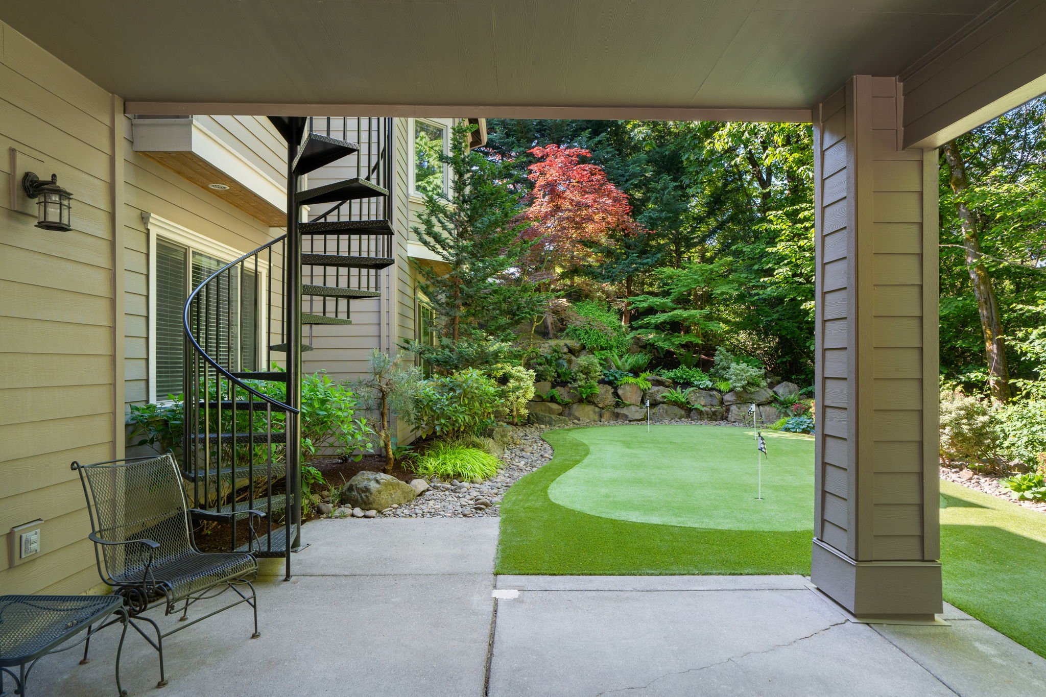 69-web-or-mls-14005-155th-terrace.jpg