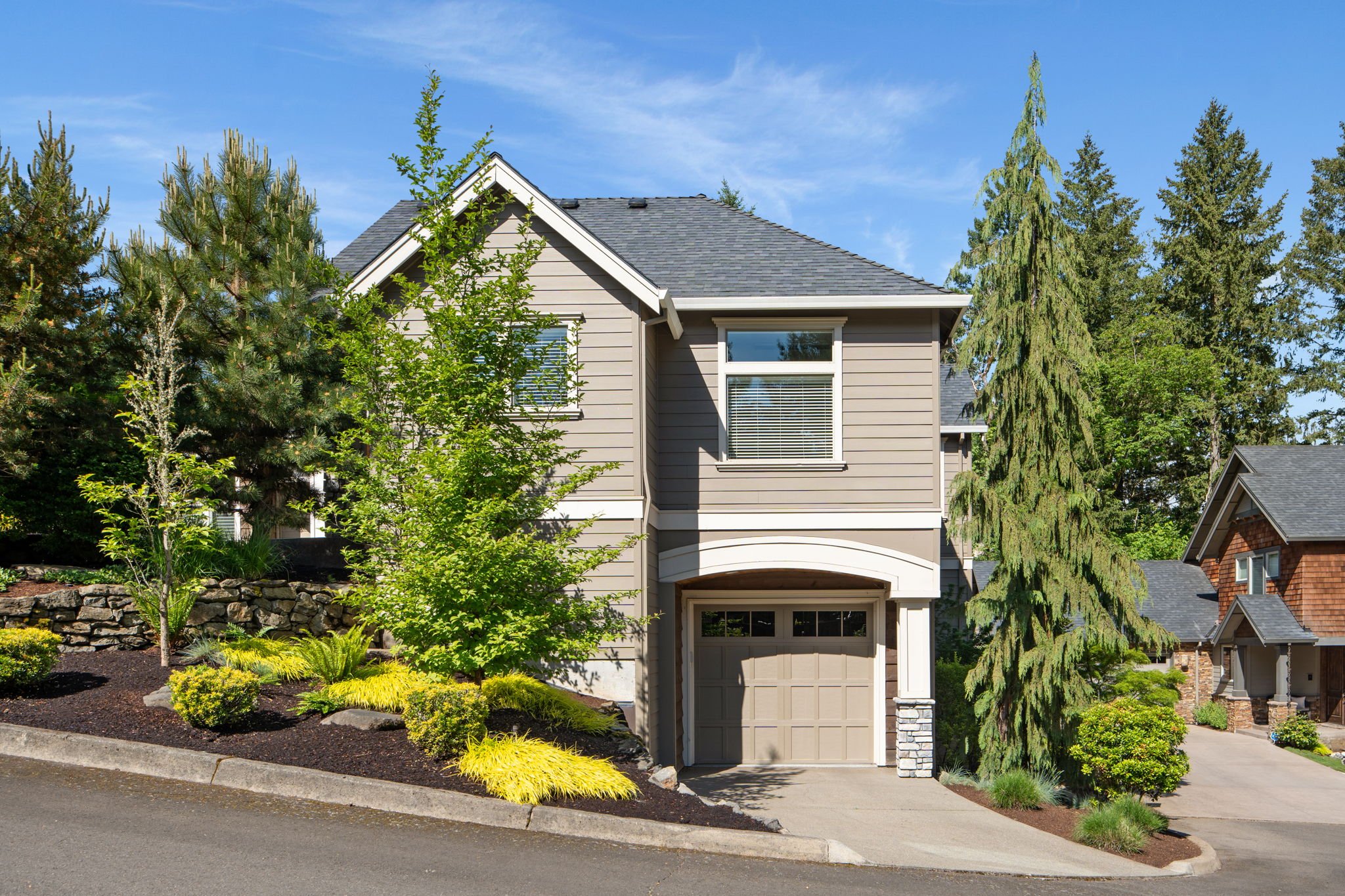 73-web-or-mls-14005-155th-terrace.jpg