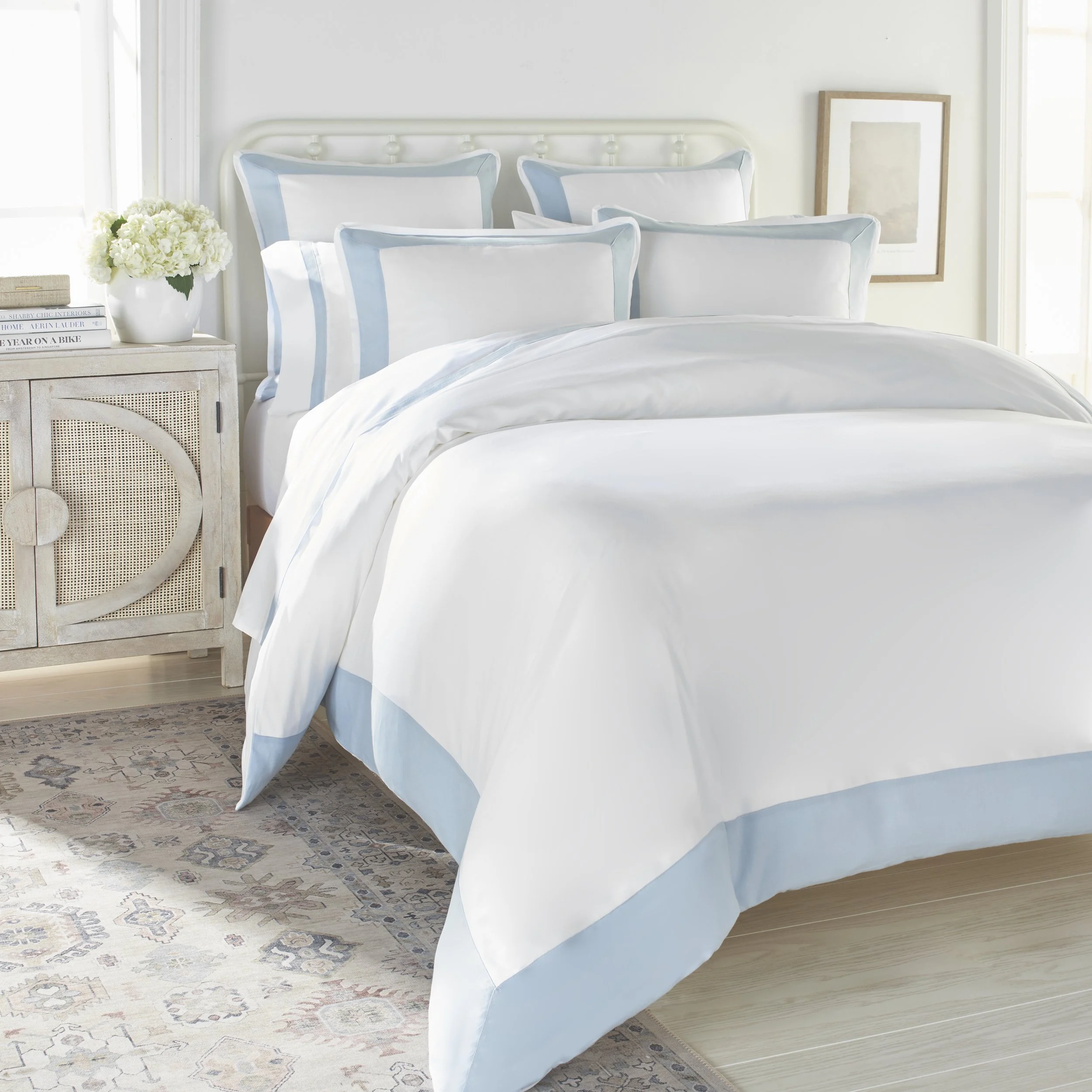 Light Blue Banded Border Duvet