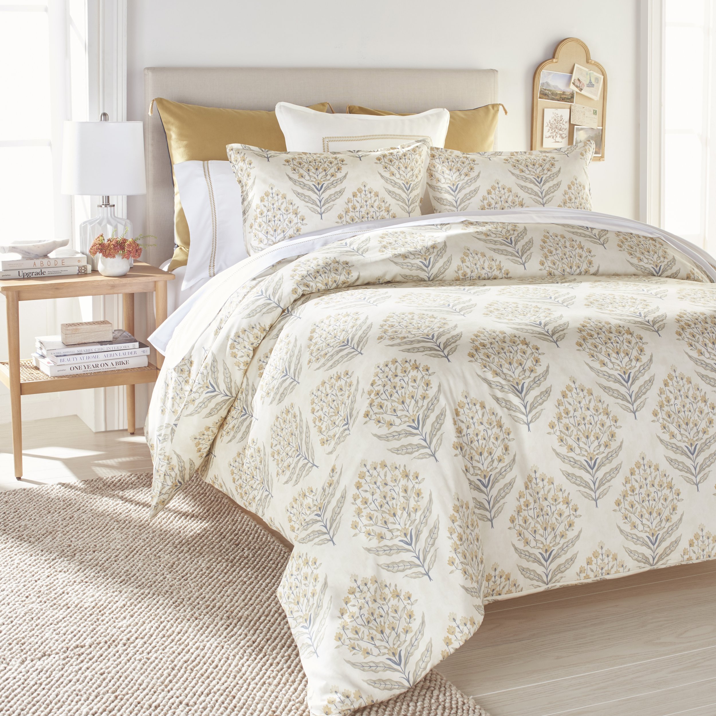 Botanical Stamp Duvet.jpg