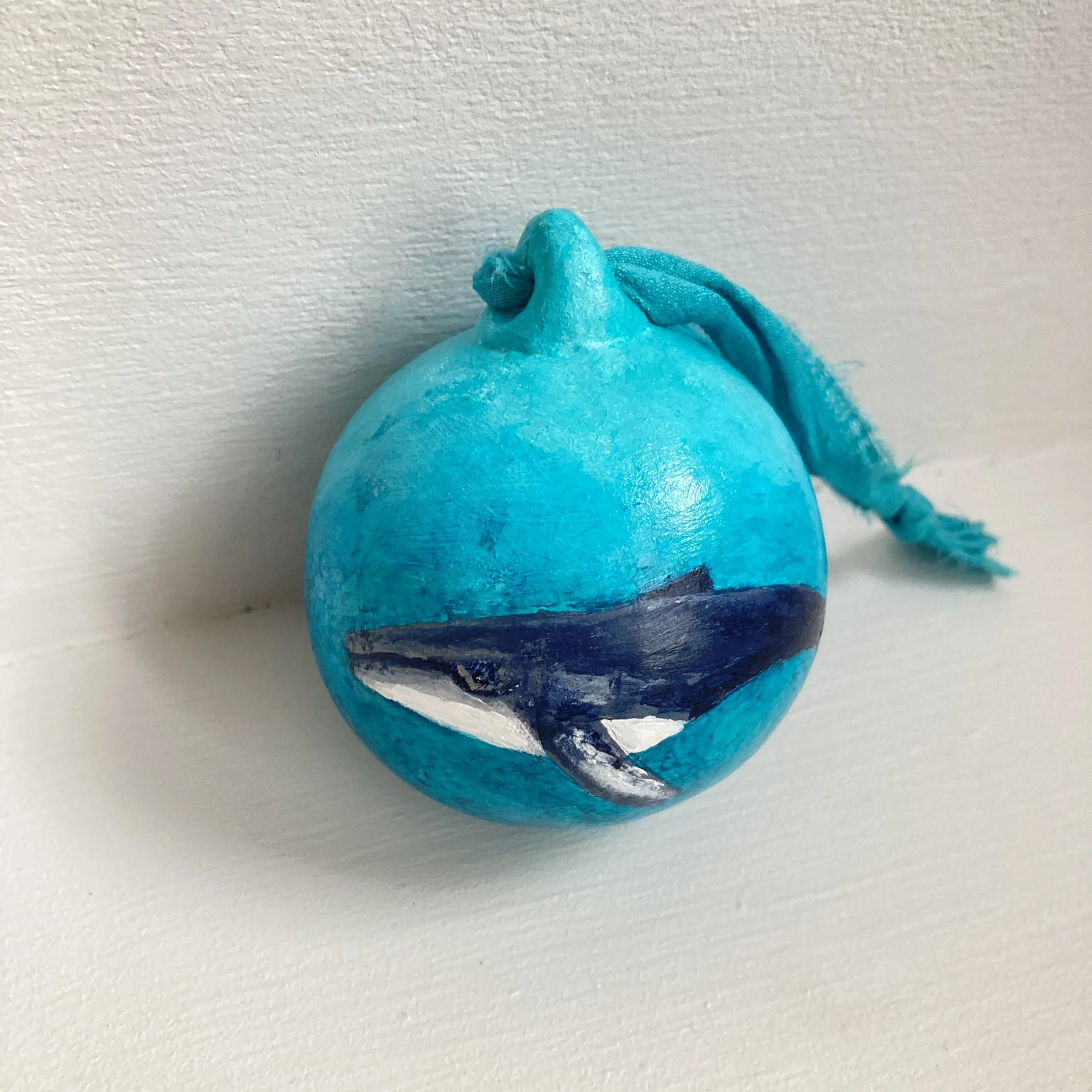 Hand Painted Humpback Whale Ceramic Bauble - Beach Bauble, Surf Bauble, Ocean Bauble, Surf Gift, Christmas Gift, Christmas Bauble