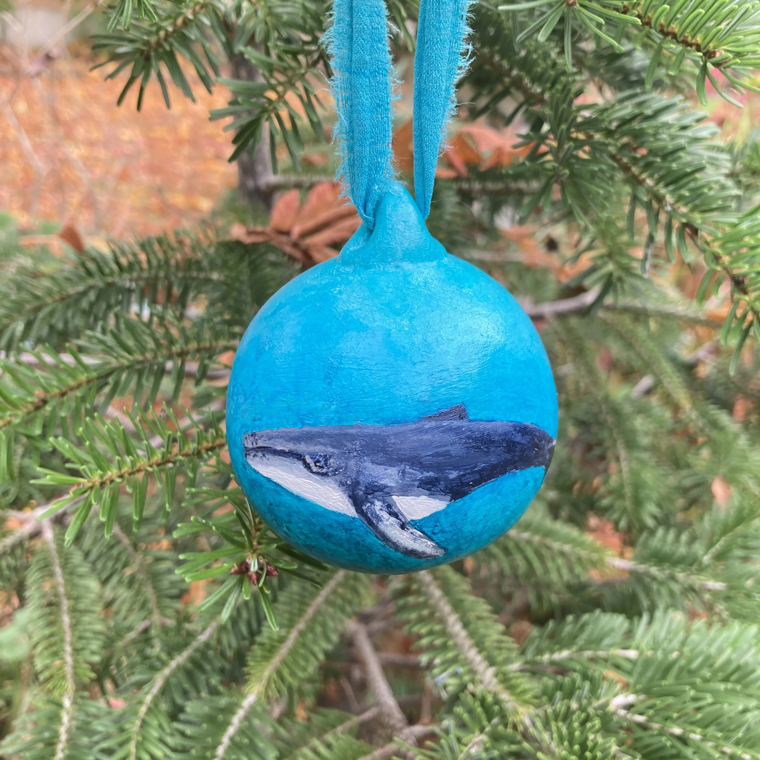 Hand Painted Humpback Whale Ceramic Bauble - Beach Bauble, Surf Bauble, Ocean Bauble, Surf Gift, Christmas Gift, Christmas Bauble
