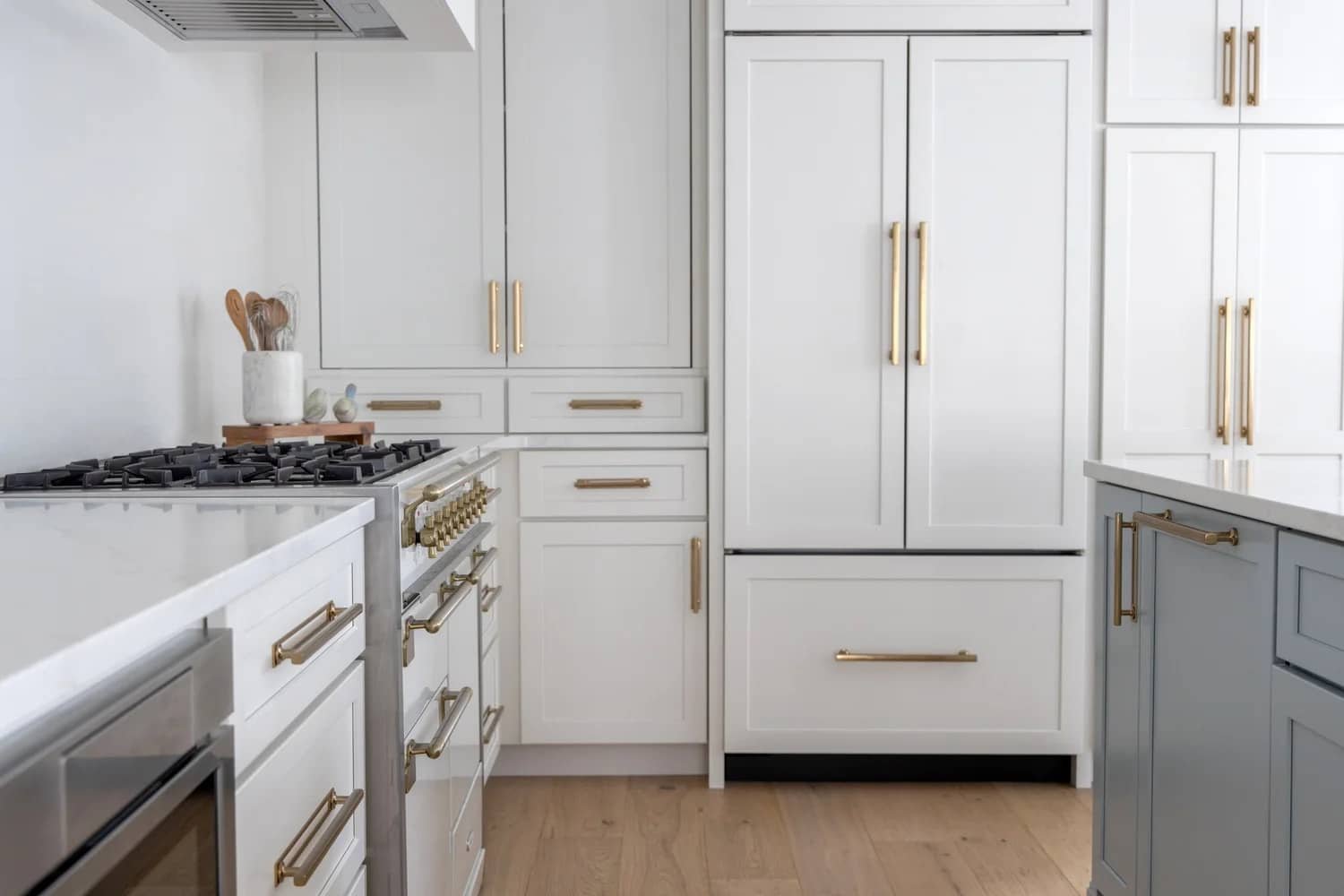 Bathrooms and Kitchens: Why These Spaces Deliver the Best ROI in Interior Design