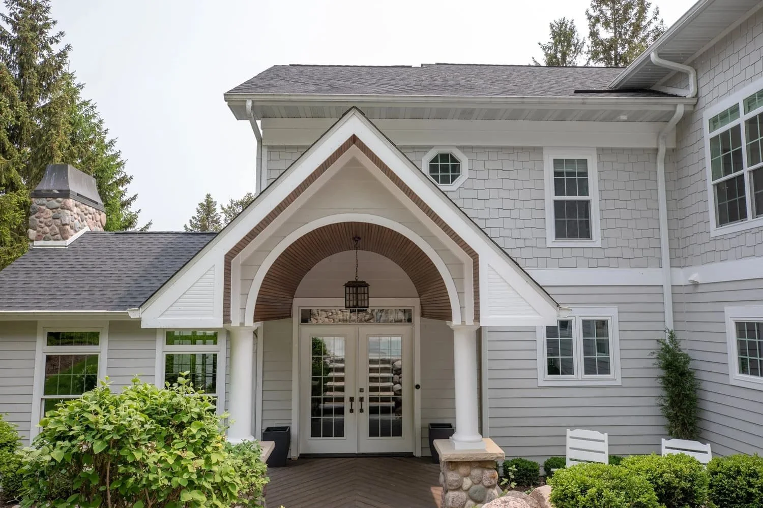 Practical Luxury in Interior Design: Where Beauty Meets Durability