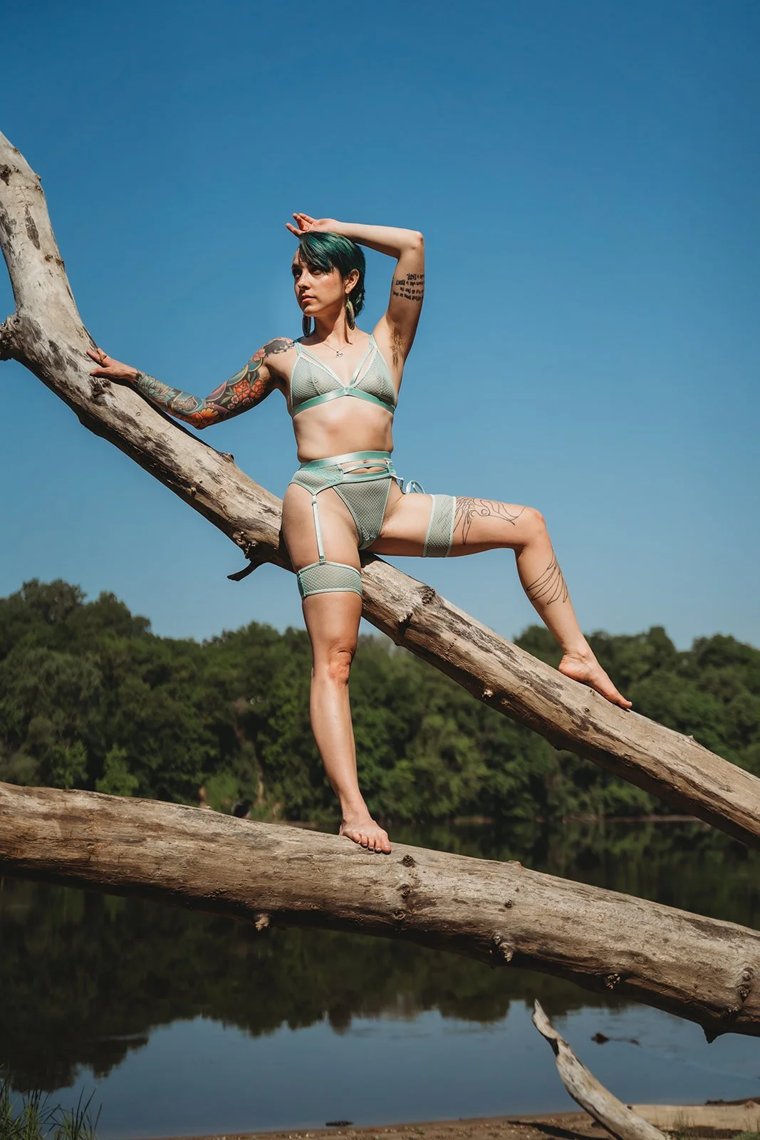 BestSideCapturesKenziBoudoir-45_websize (1).jpg