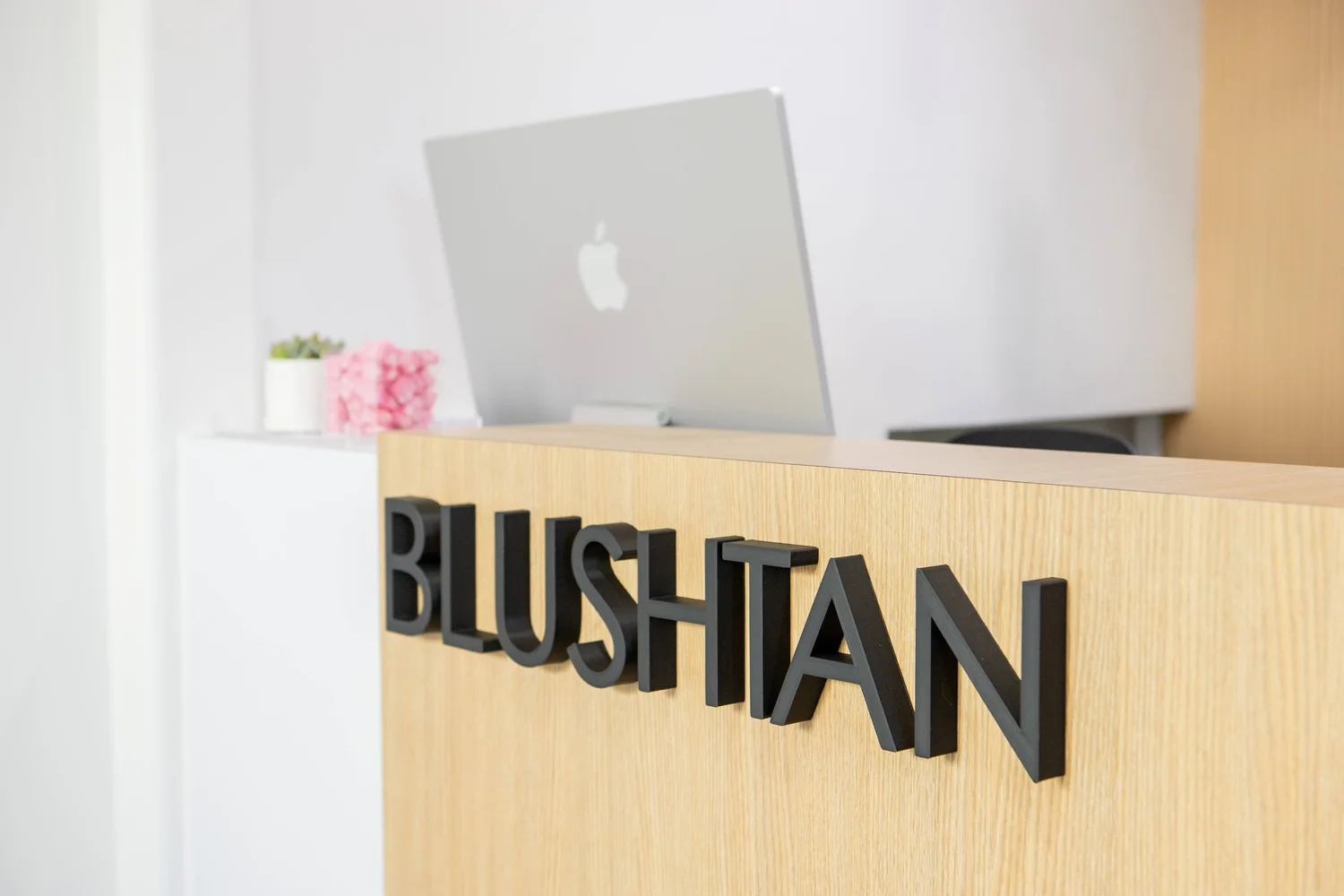 Remove Spray Tan Hands Feet - Ultimate Guide — BlushTan - San Diego's ...