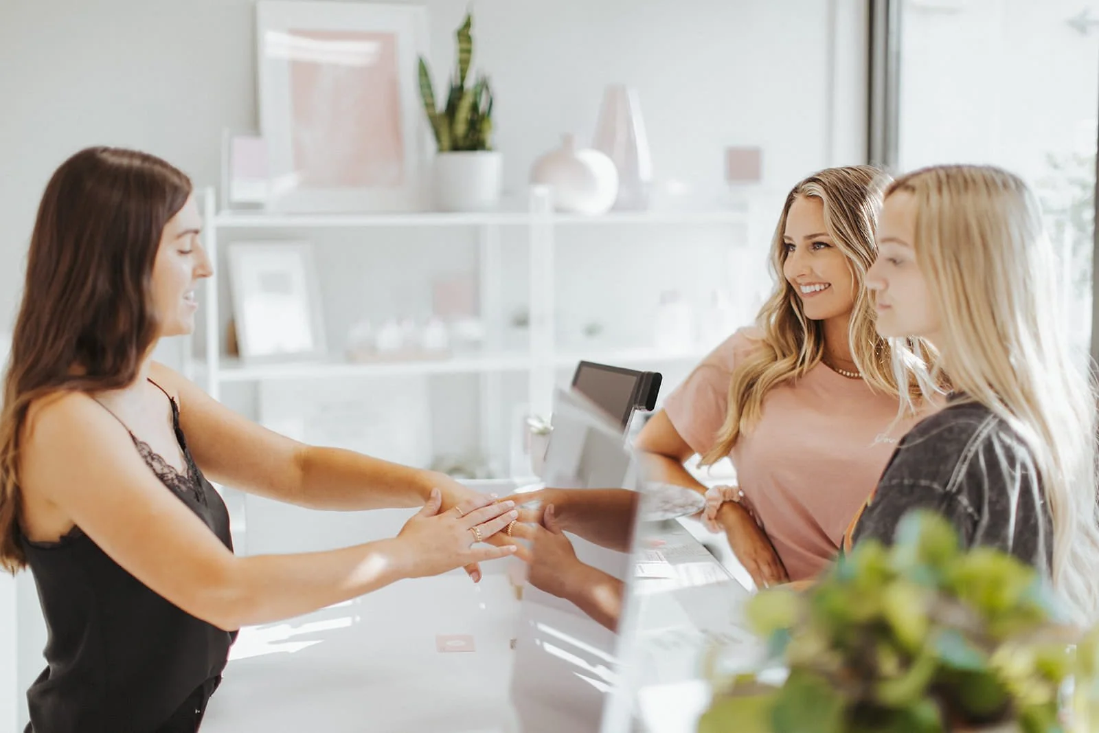 Choosing the Right Tanning Option