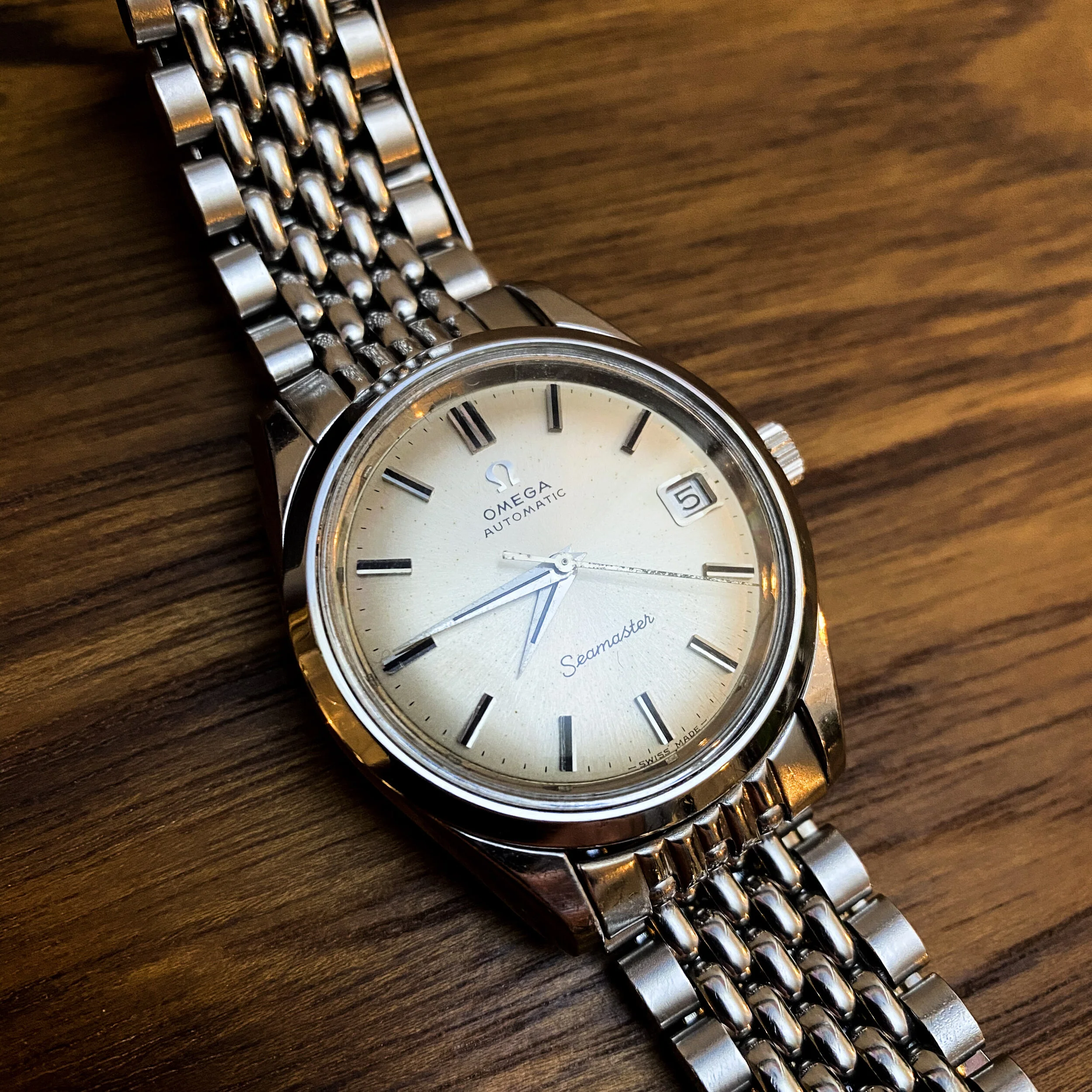 1960s Omega Seamaster 166.010 cross-hair dial - Sabiwatches