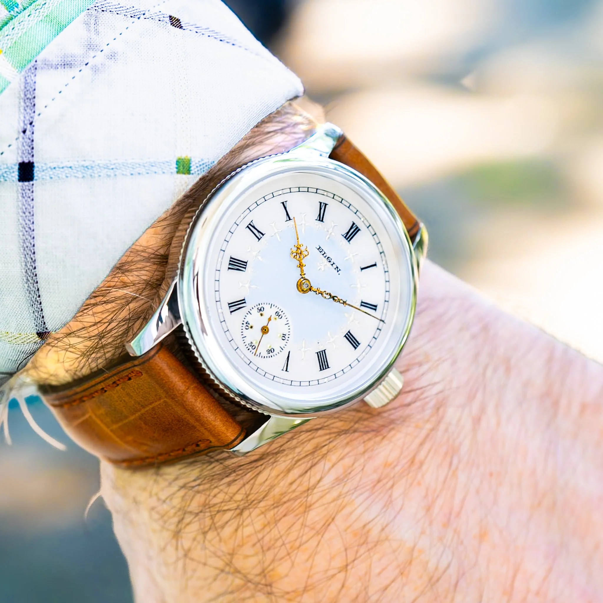 40 mm Elgin from 1900 with a Multichromatic Blue Dial