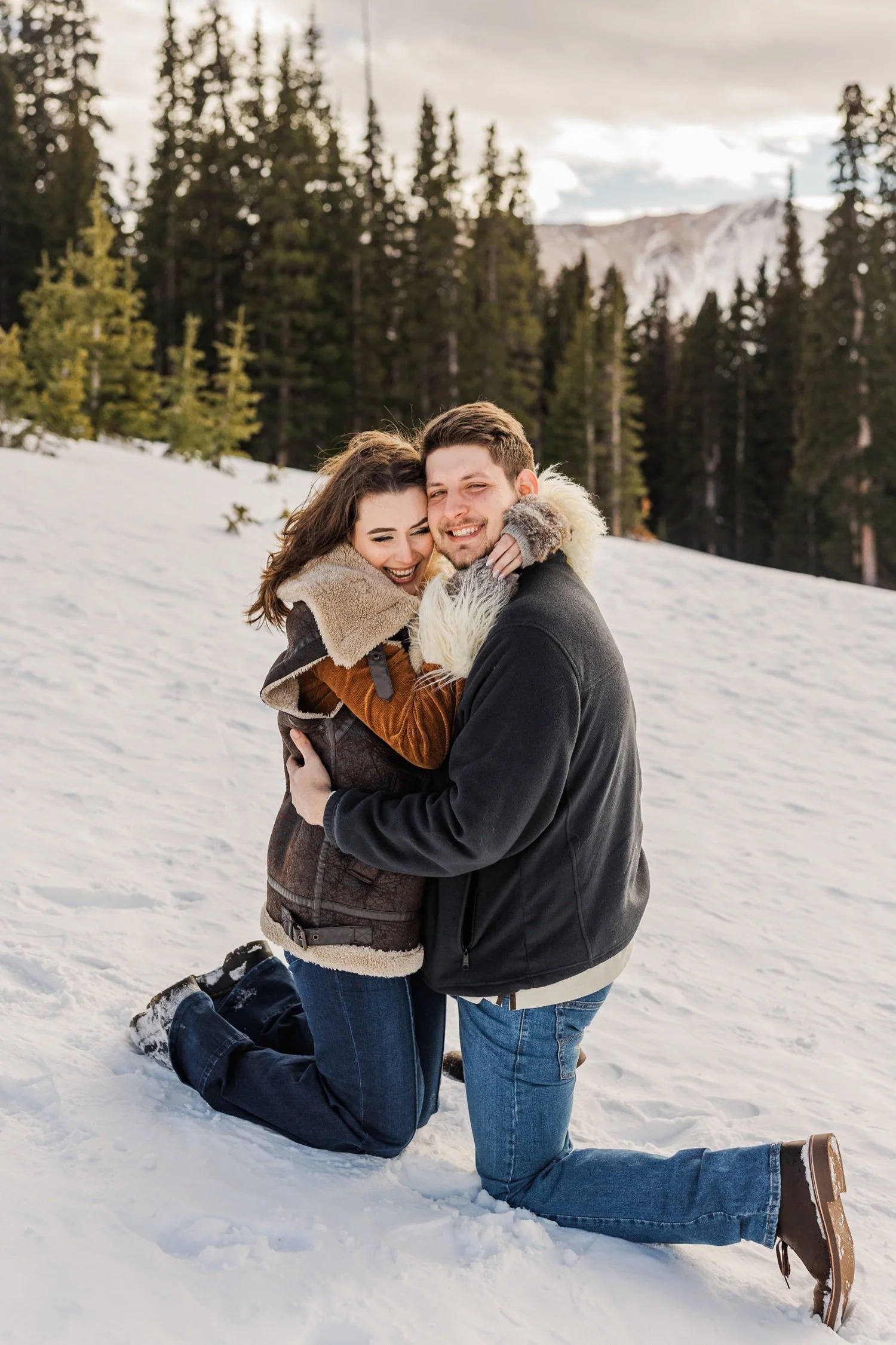 09_winter-surprise-proposal-berthouds-pass.jpg
