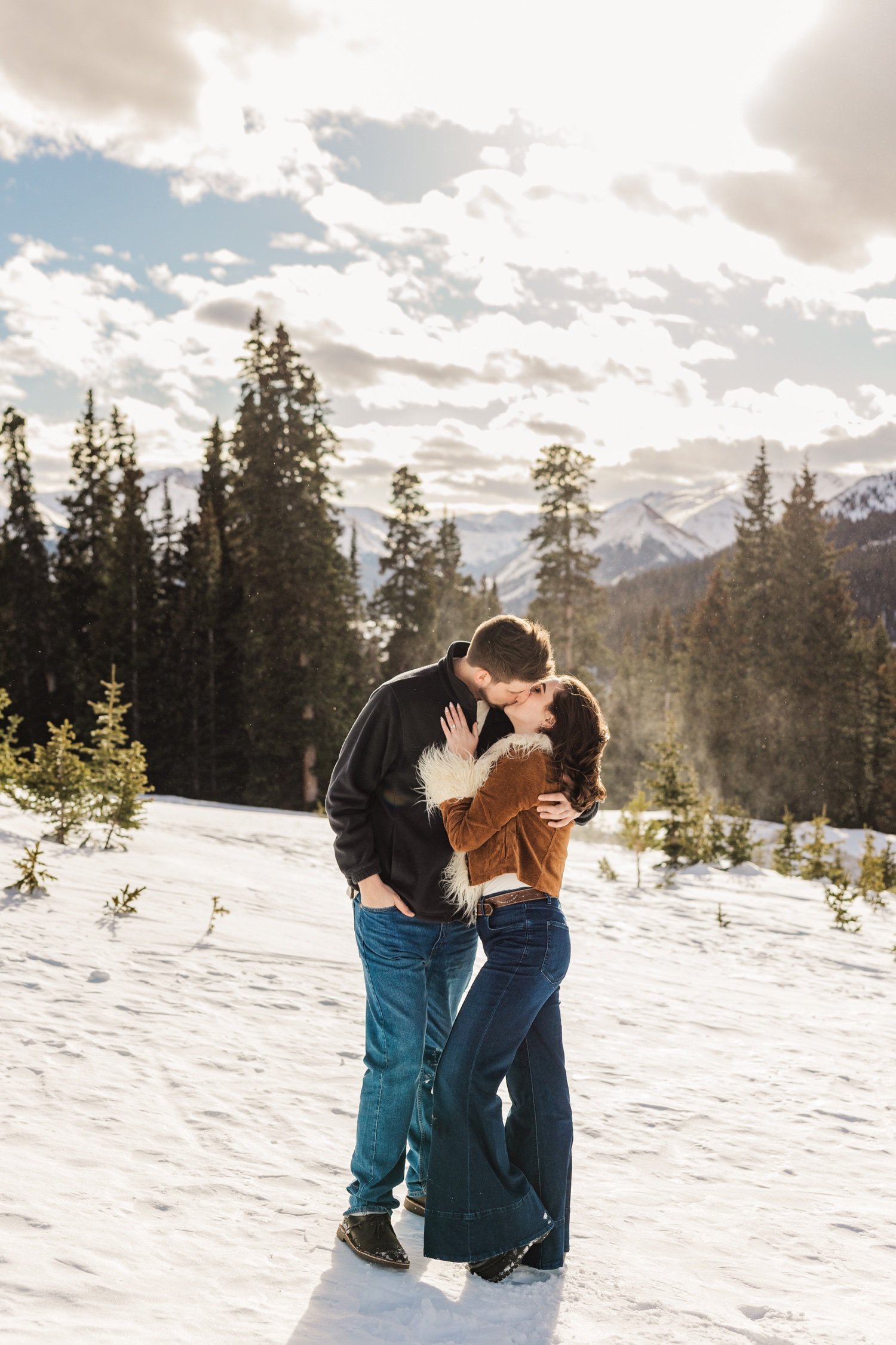 18_colorado-winter-engagement-photos.jpg