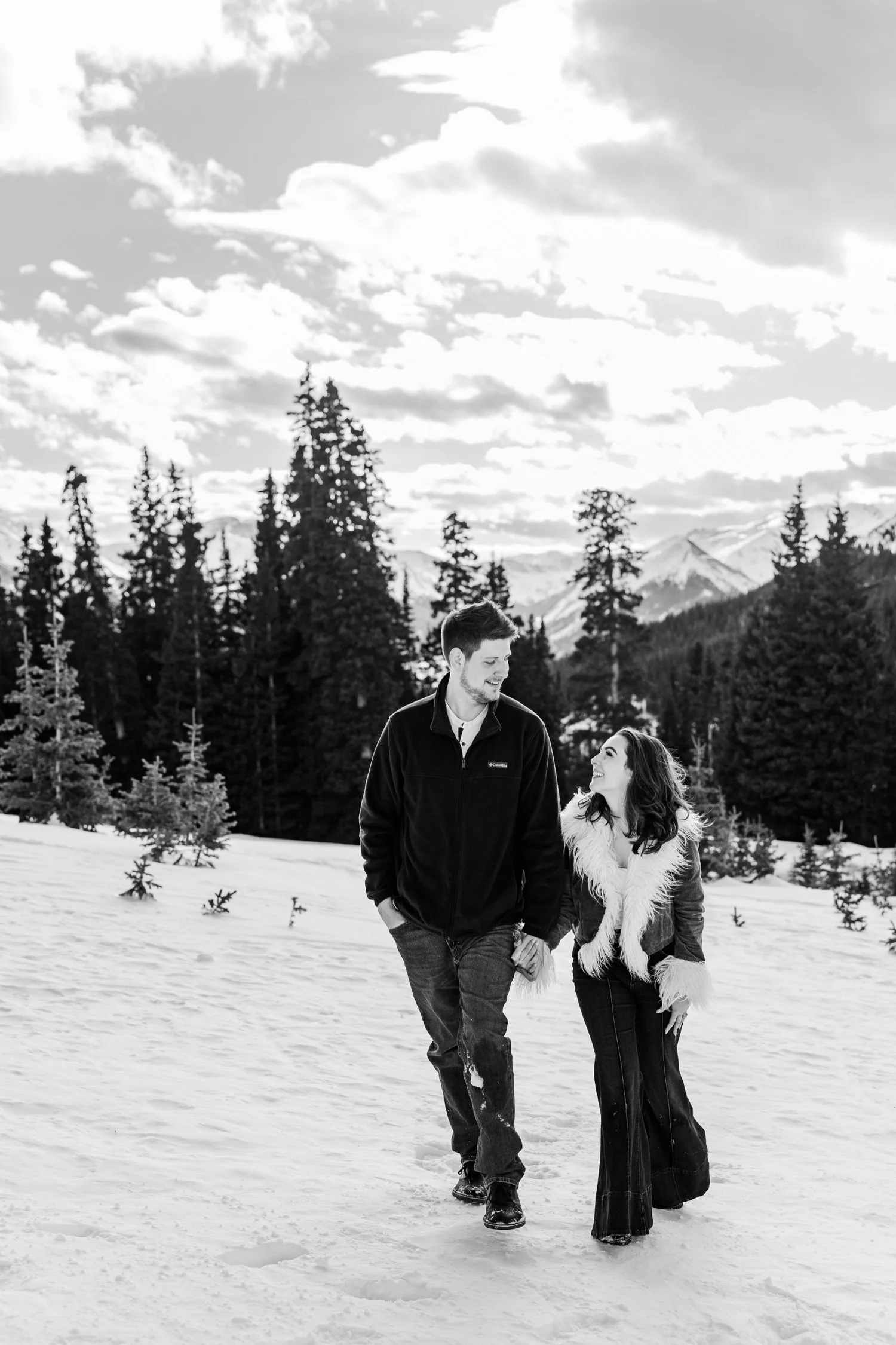 21_engagement-session-colorado-mountains.jpg