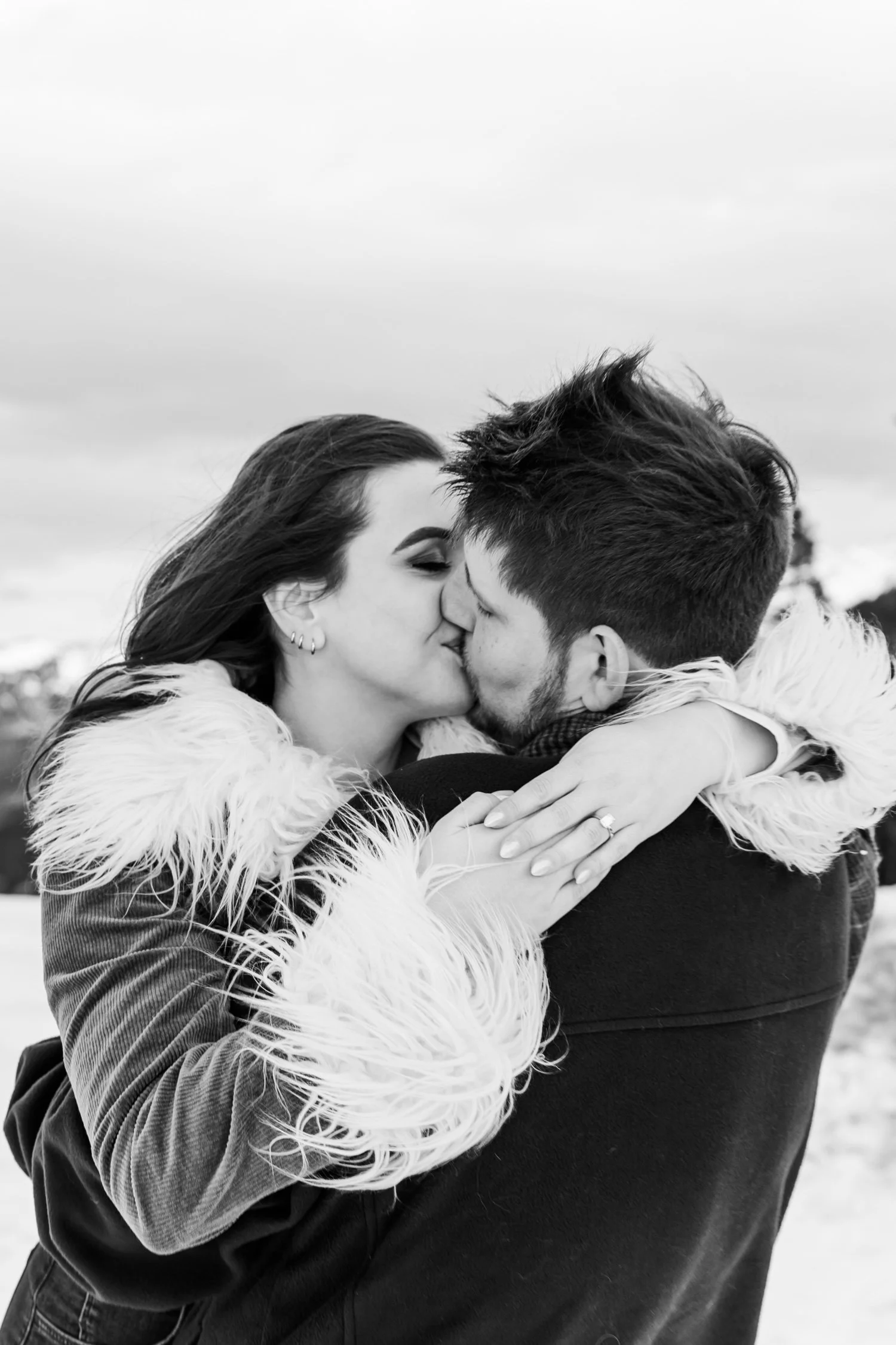 29_surprise-proposal-in-colorado-mountains.jpg