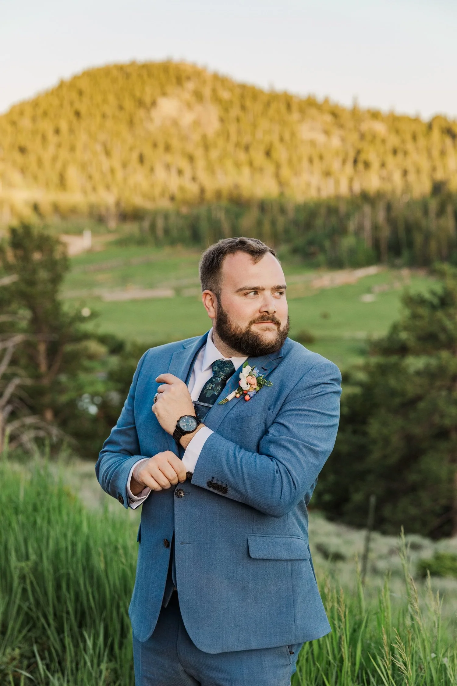 37_joseph-a-bank-wedding-grooms-suit-blue.jpg