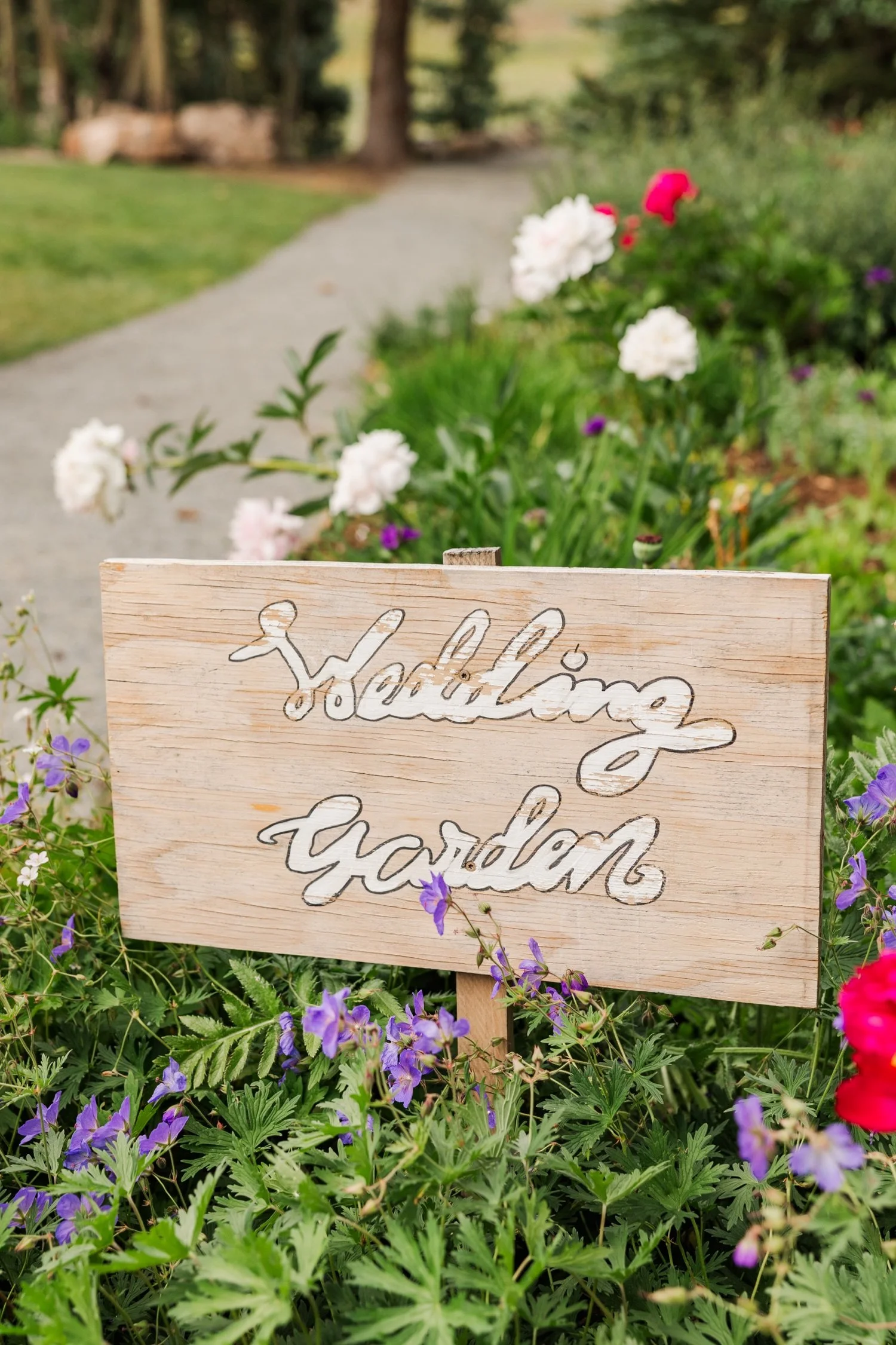 07_wedding-garden-outdoor-venue-crested-butte.jpg