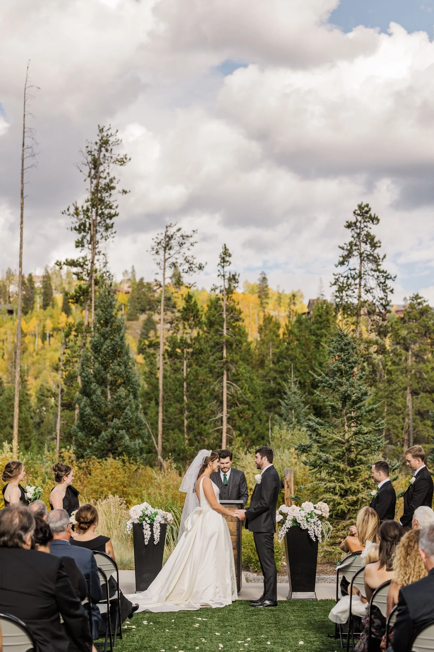 30_fall-outdoor-wedding-colorado.jpg