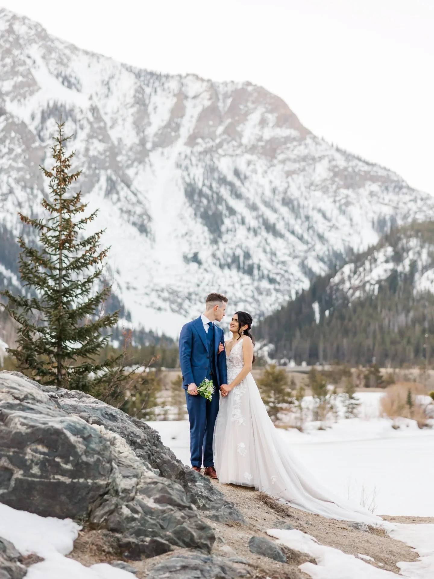 Hey so uh if everyone could do a snow dance, pray for snow, pay an Etsy witch for snow, or whatever it is you do to appeal to a higher power.....that would be great. 

We need it BADDDD! 

Signed, 

All of Colorado (and frankly all of the west)
.
.
.