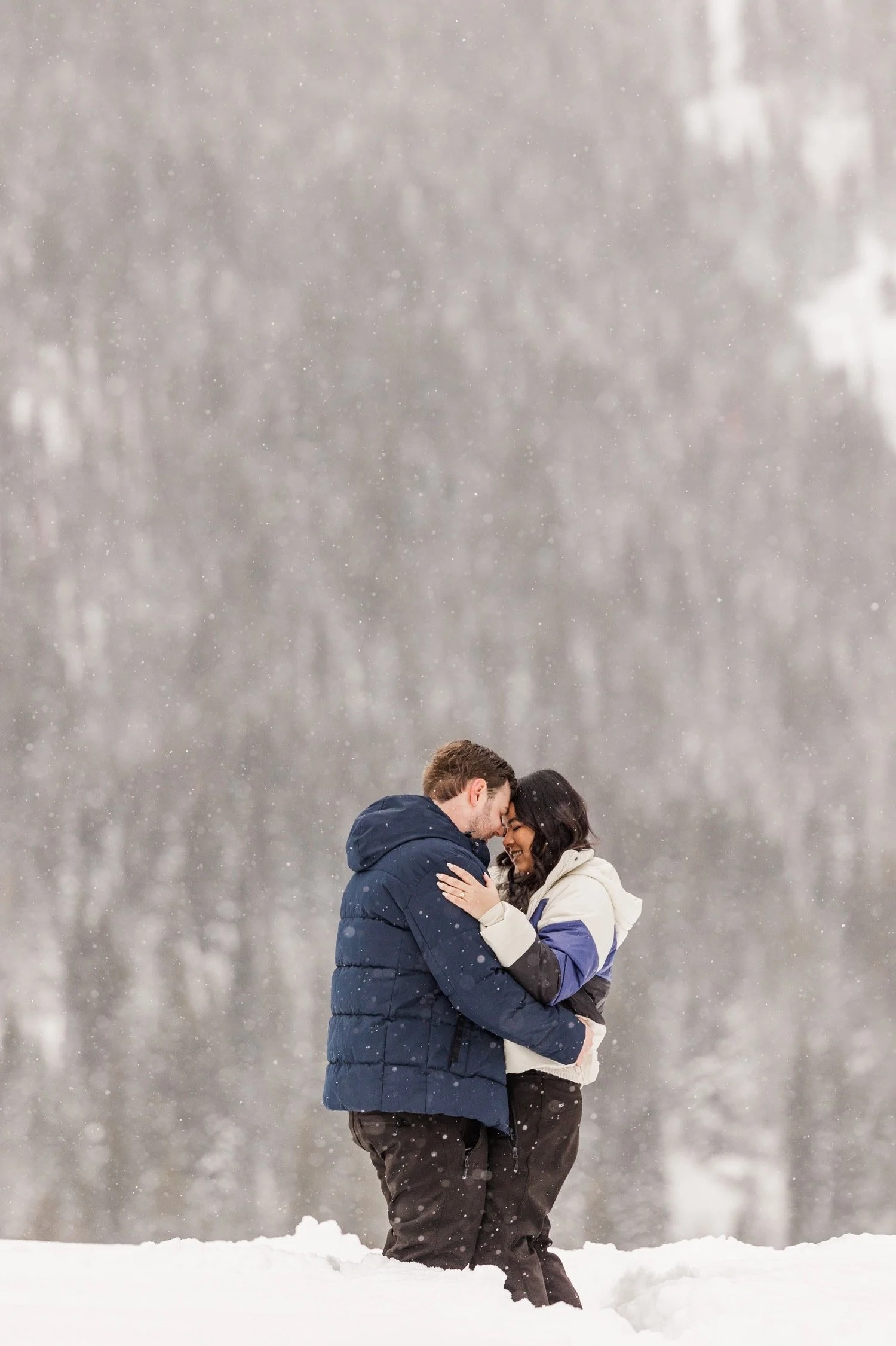 21_colorado-winter-elopement-vail-colorado.jpg