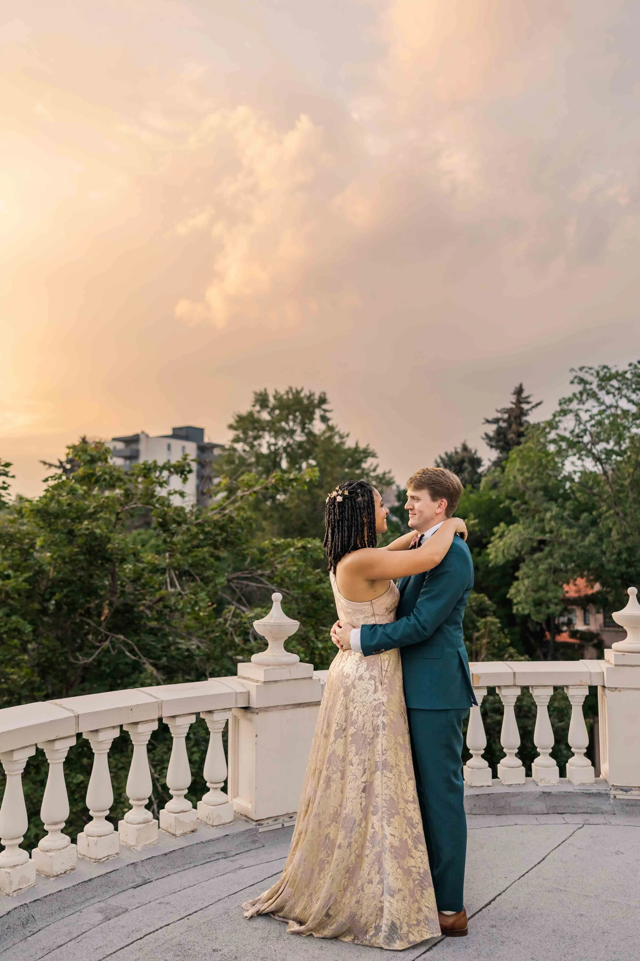 47-sunset-terrace-wedding-portraits-grant-humphrey-mansion-colorado.jpg