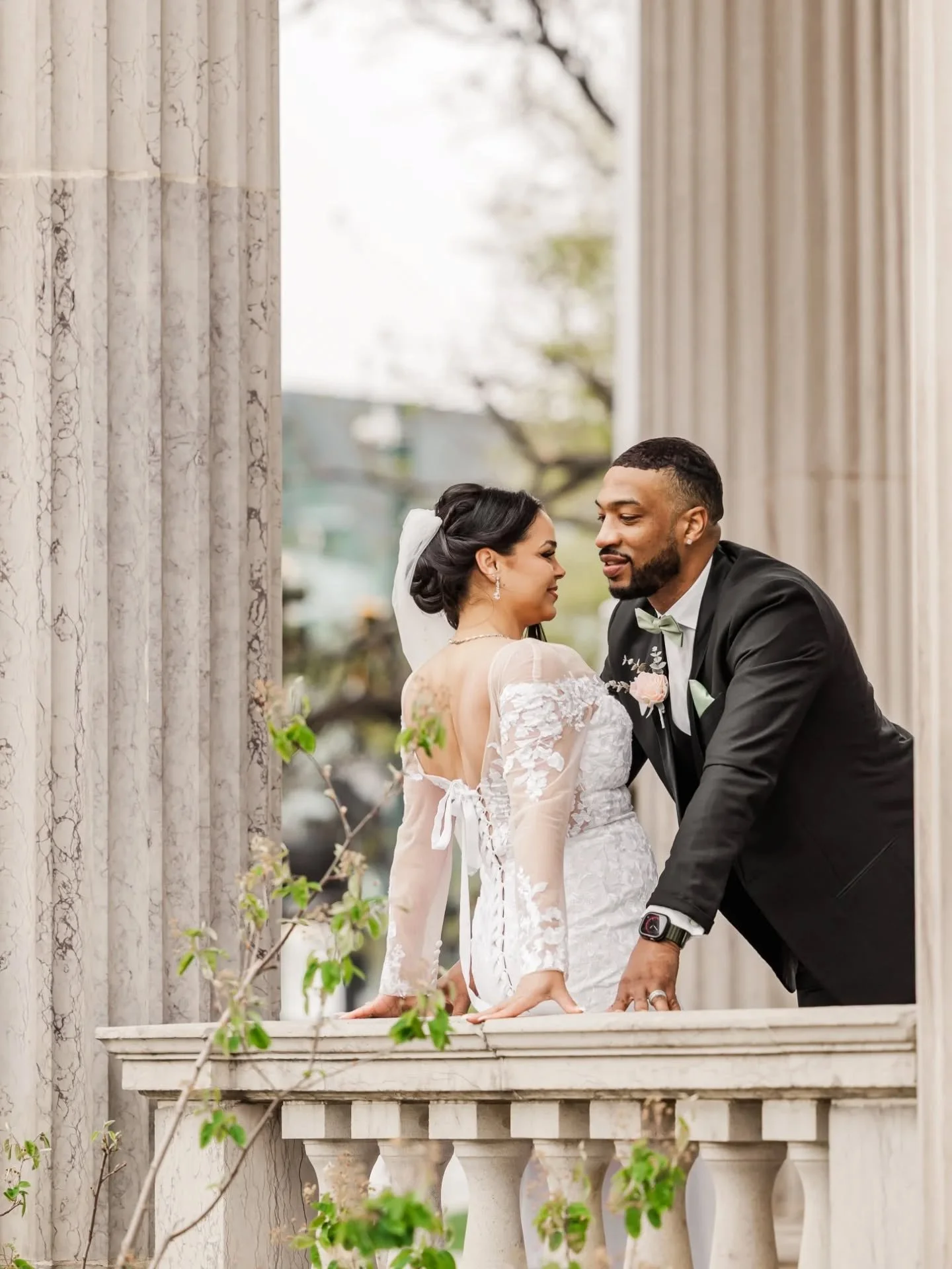Nothing quite like some romantic, downtown Denver elopement vibes 😍

I love Denver elopements! They can be as simple or as elaborate as you want. There are lots of places to say your vows, take photos, and celebrate after! 

If you're thinking about