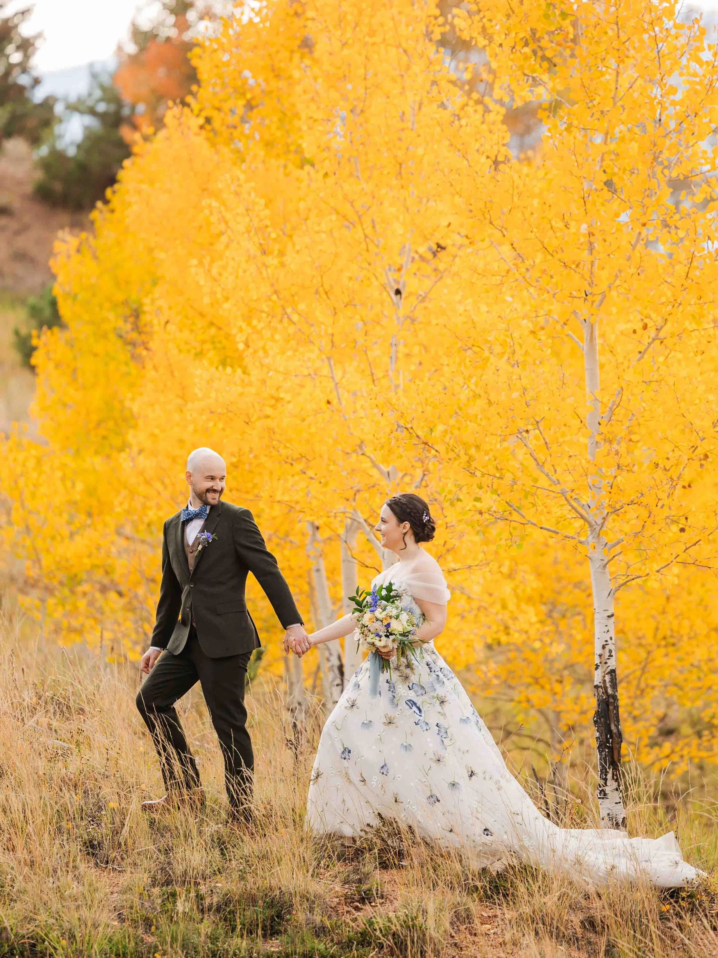 33_fall-foliage-wedding-colorado.jpg