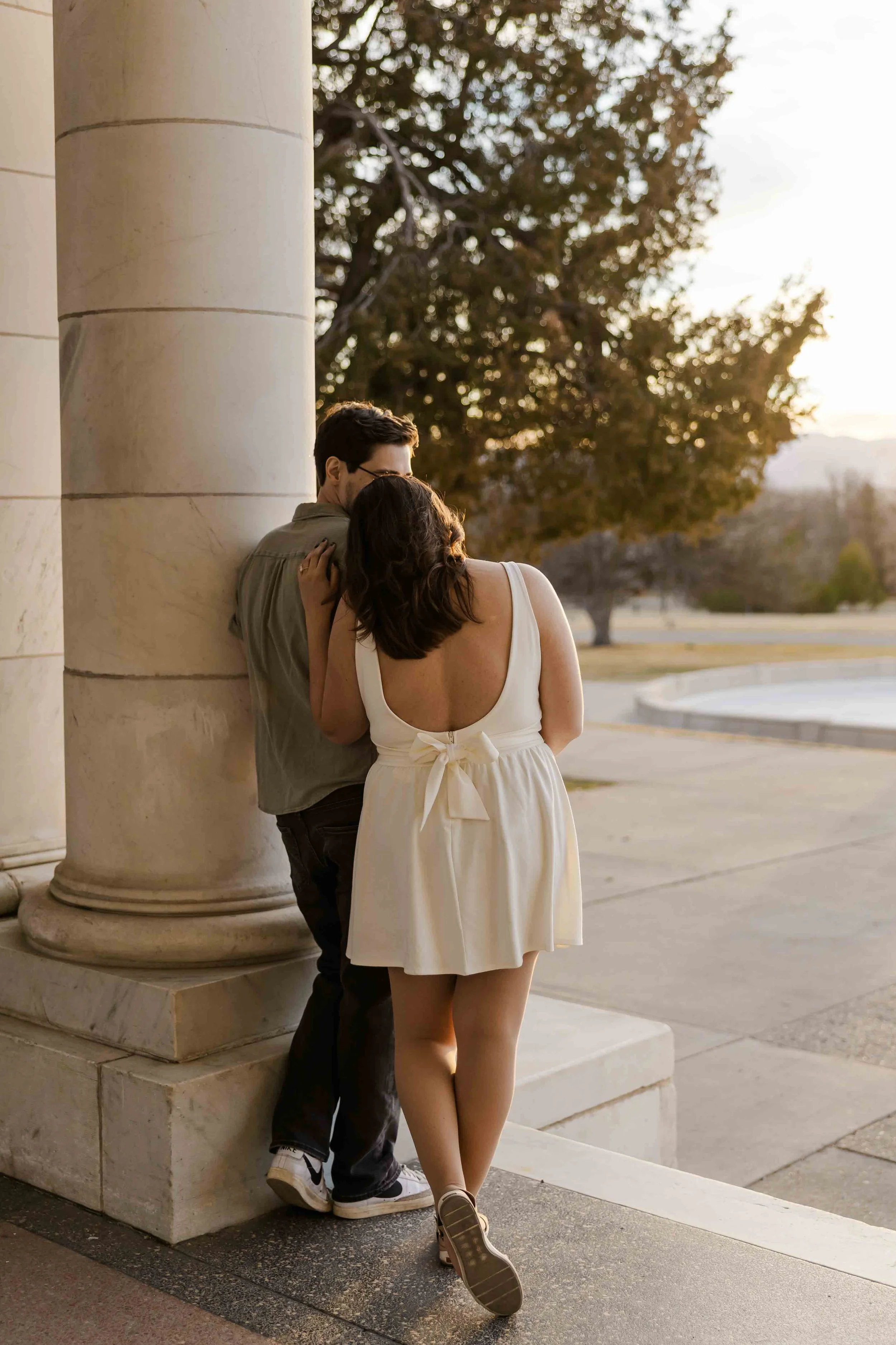 31_spring-engagement-session-cheesman-park-denver.jpg