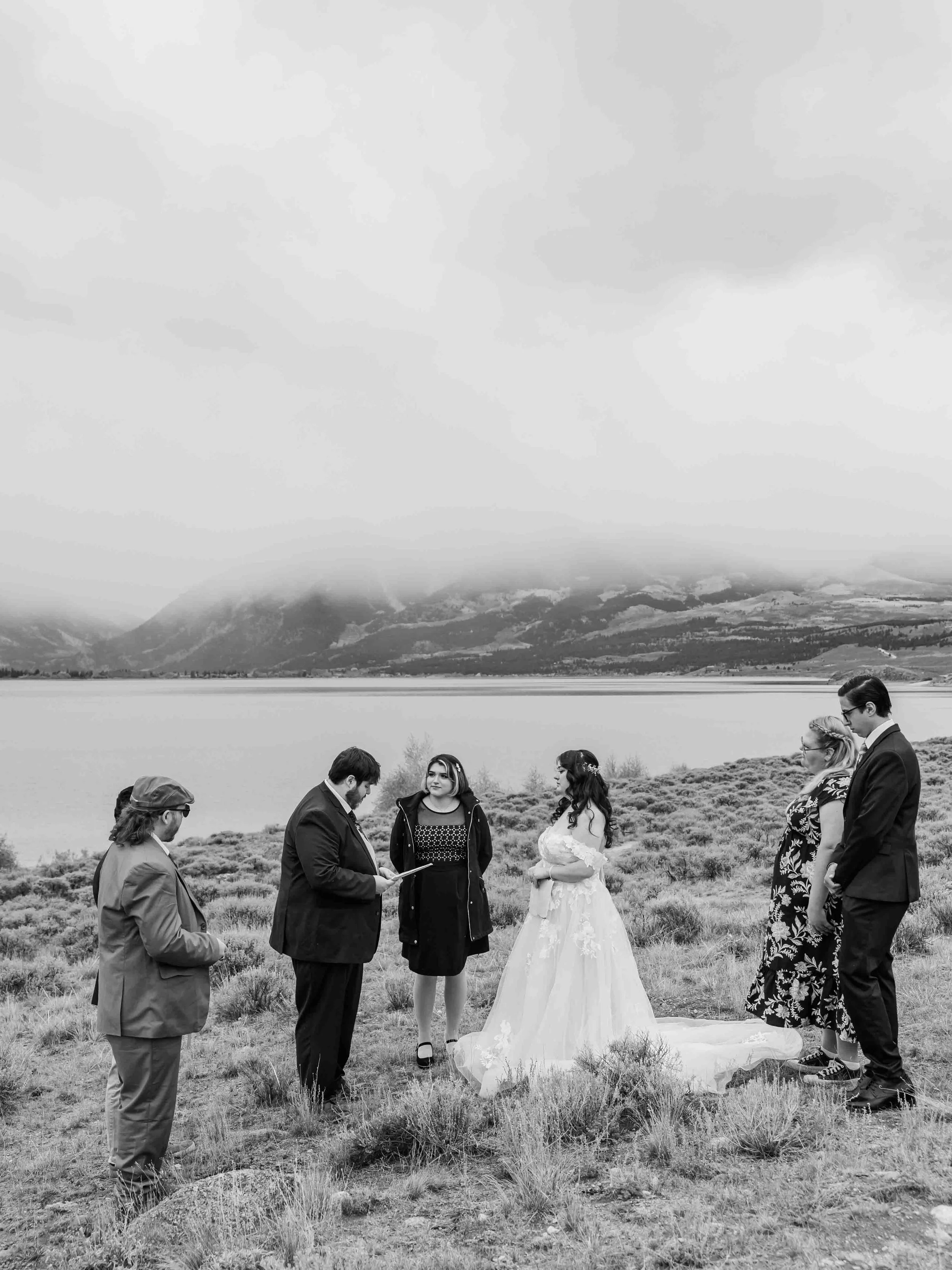 5-twin-lakes-colorado-elopement.jpg