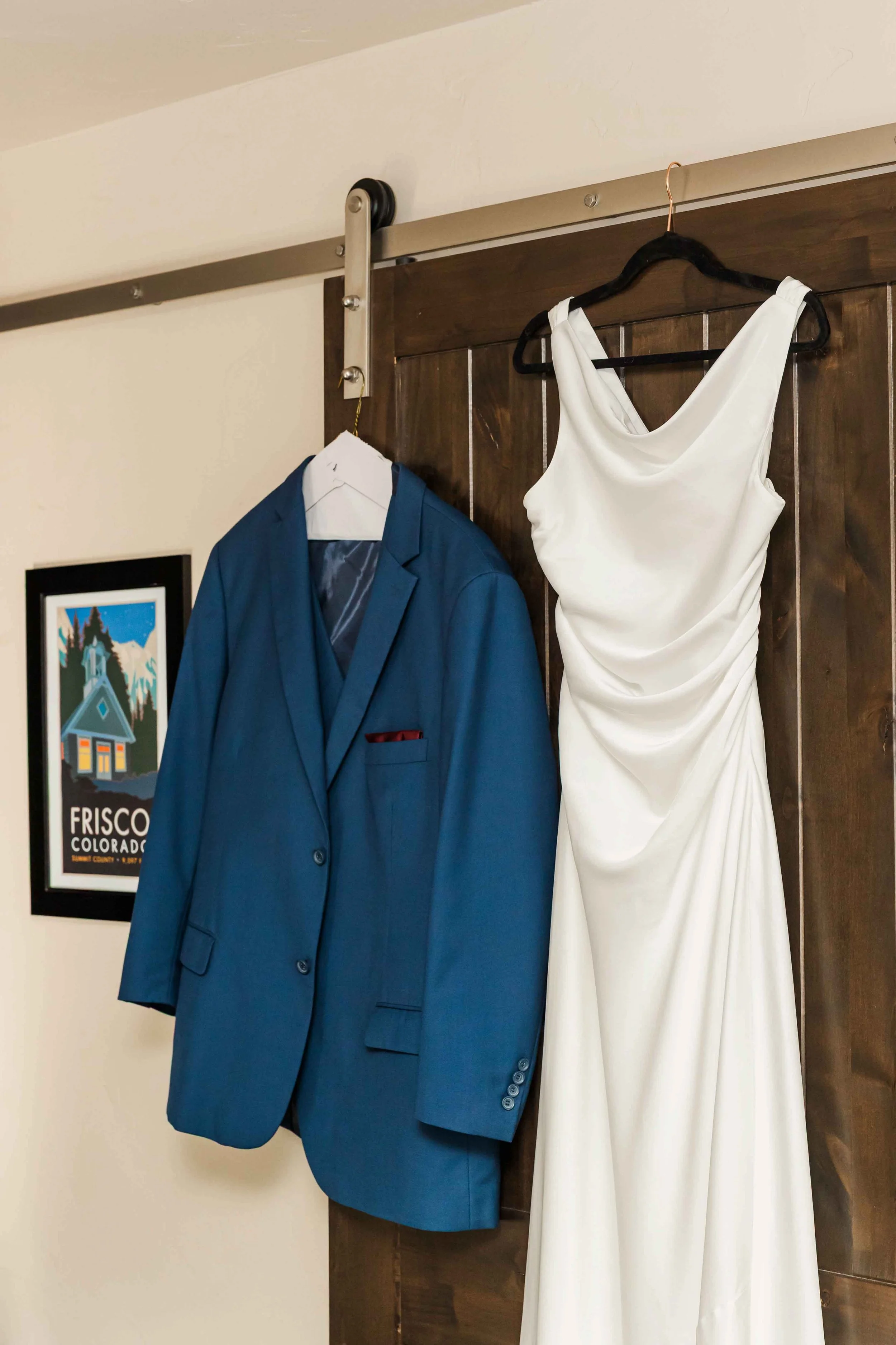 04_getting-ready-together-micro-wedding-at-sapphire-point.jpg