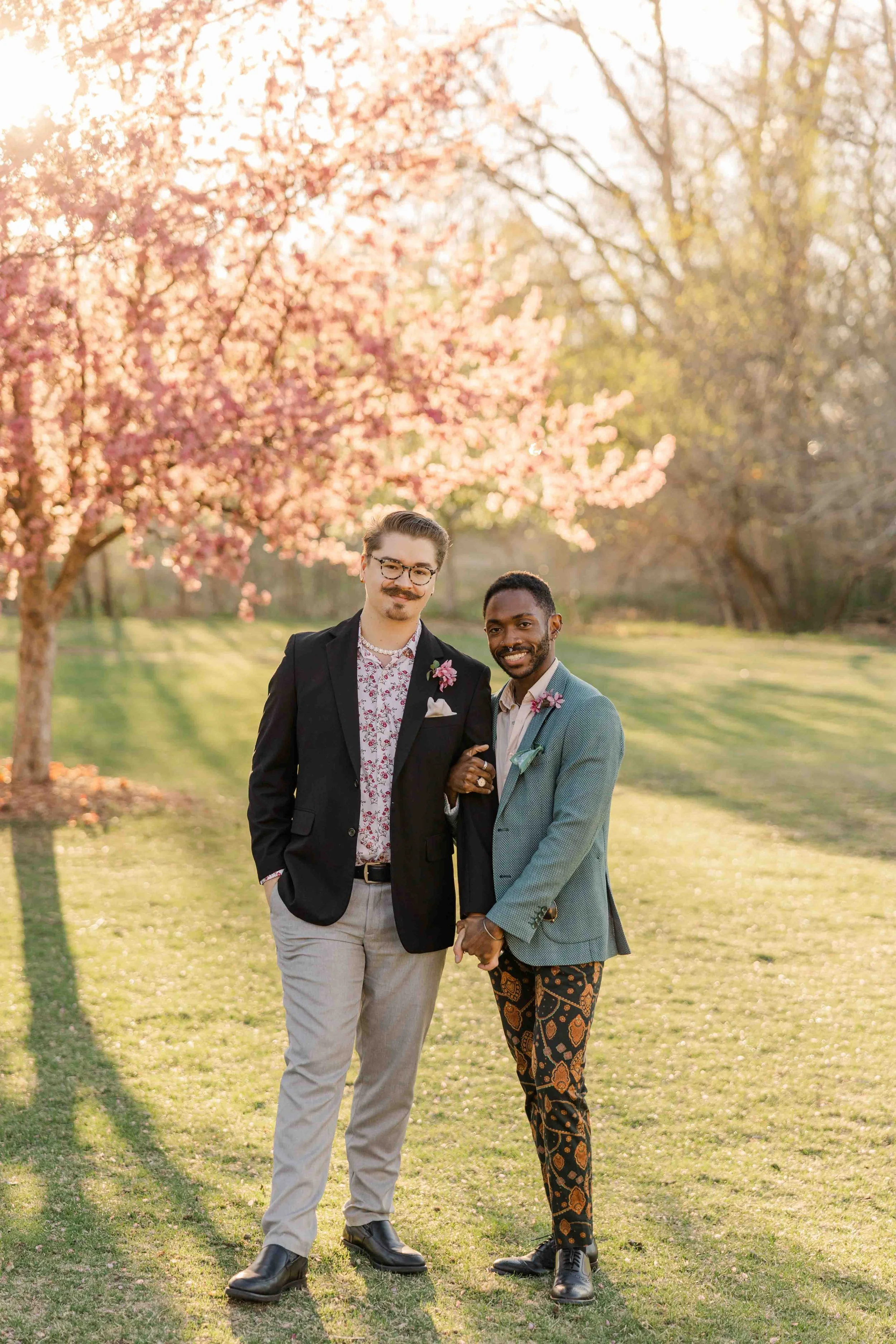 16_spring-blooms-engagement-photos-inspiration-colorado.jpg
