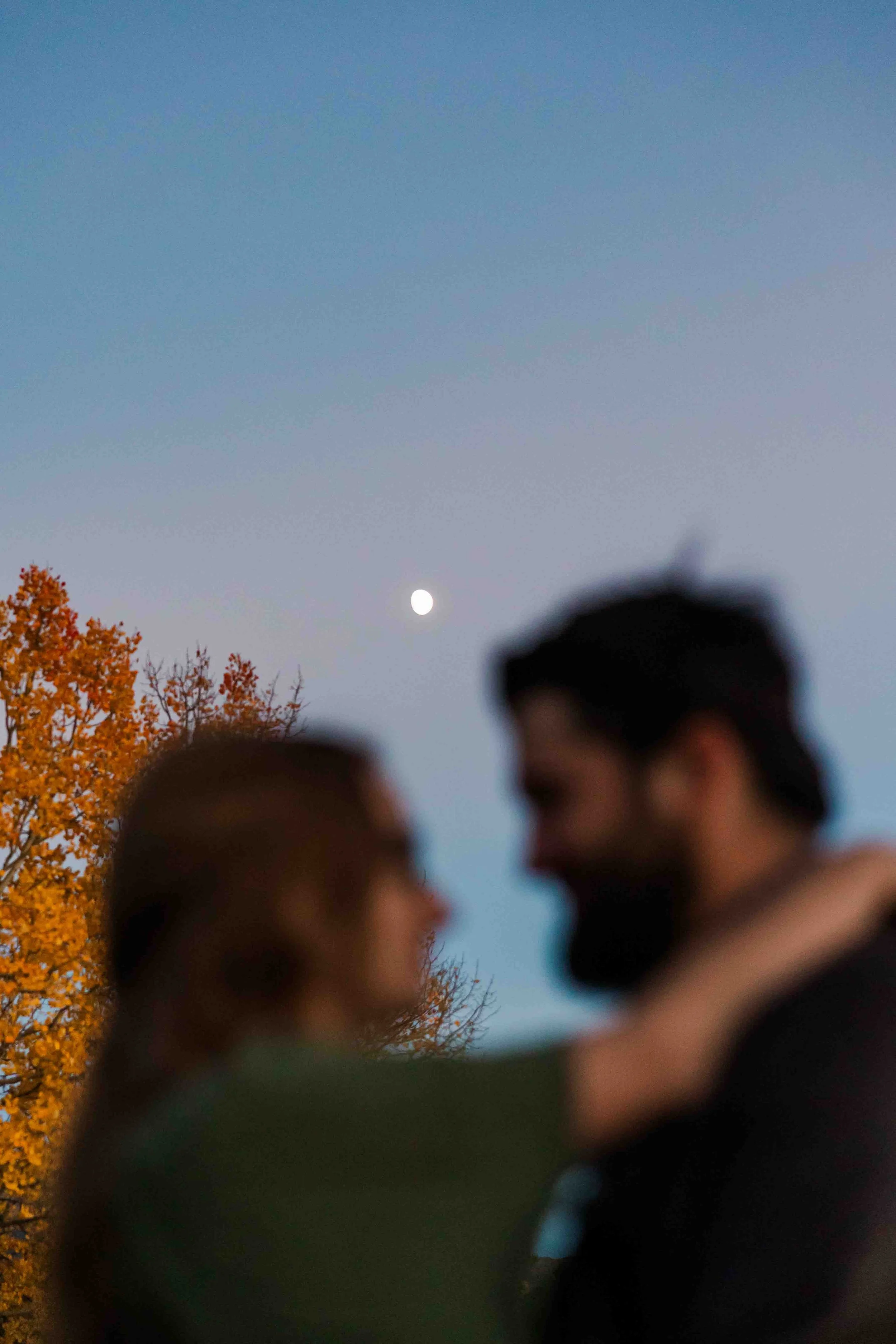 31_fall-sunset-engagement-session-colorado.jpg