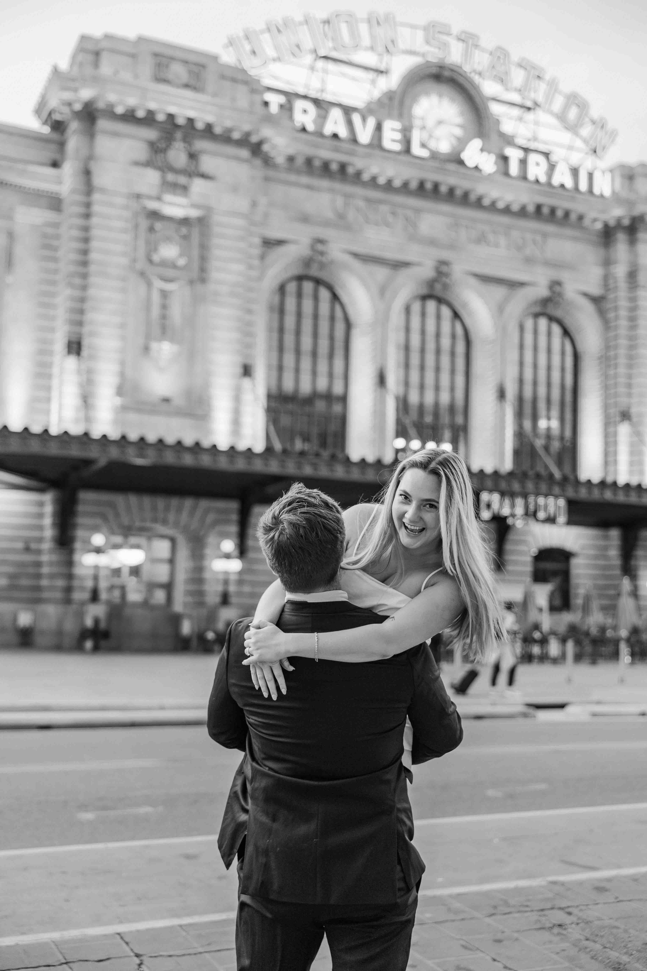 f-downtown-denver-engagement-session-10.jpg