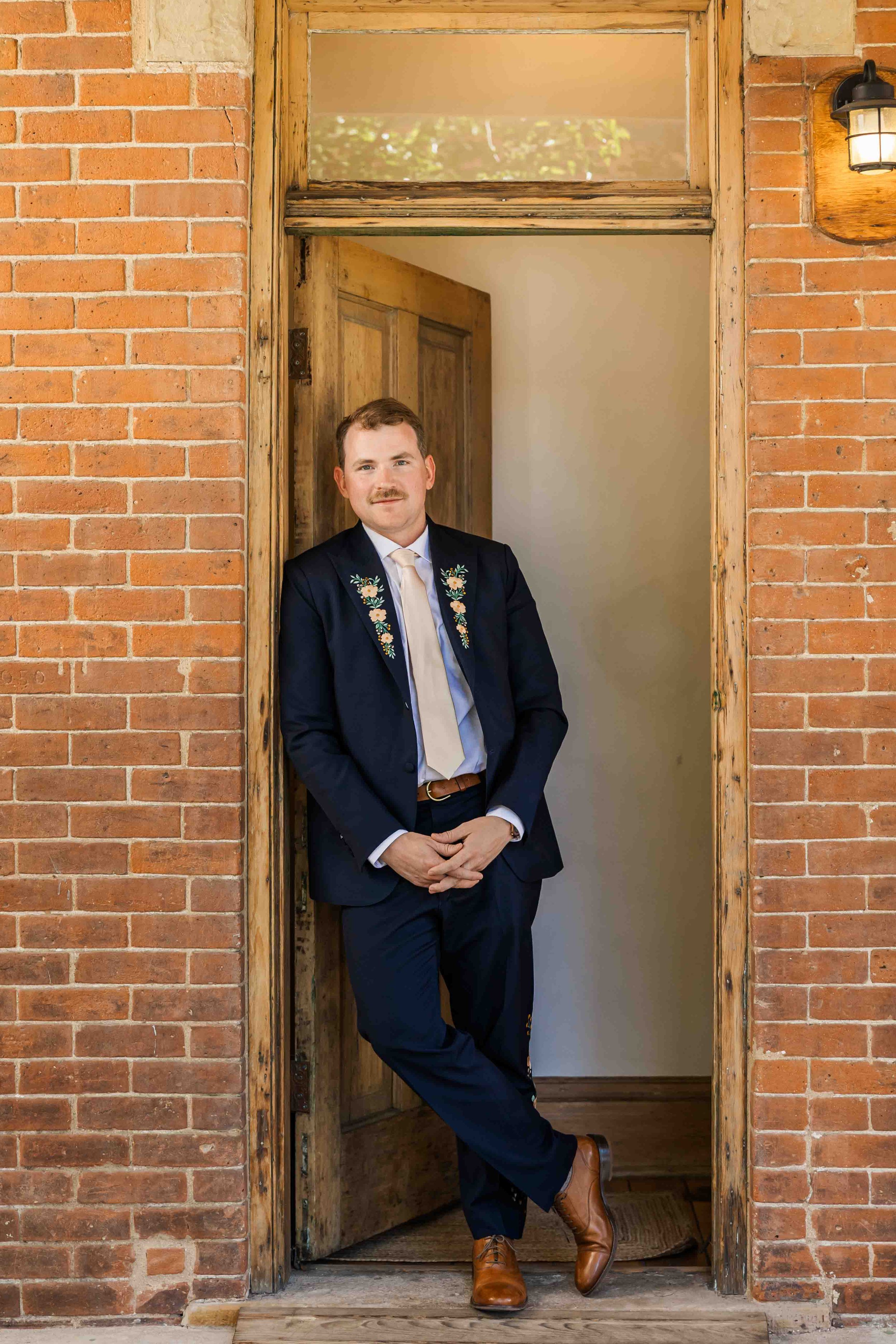 14_grooms-wedding-portraits-at-upper-larimer.jpg